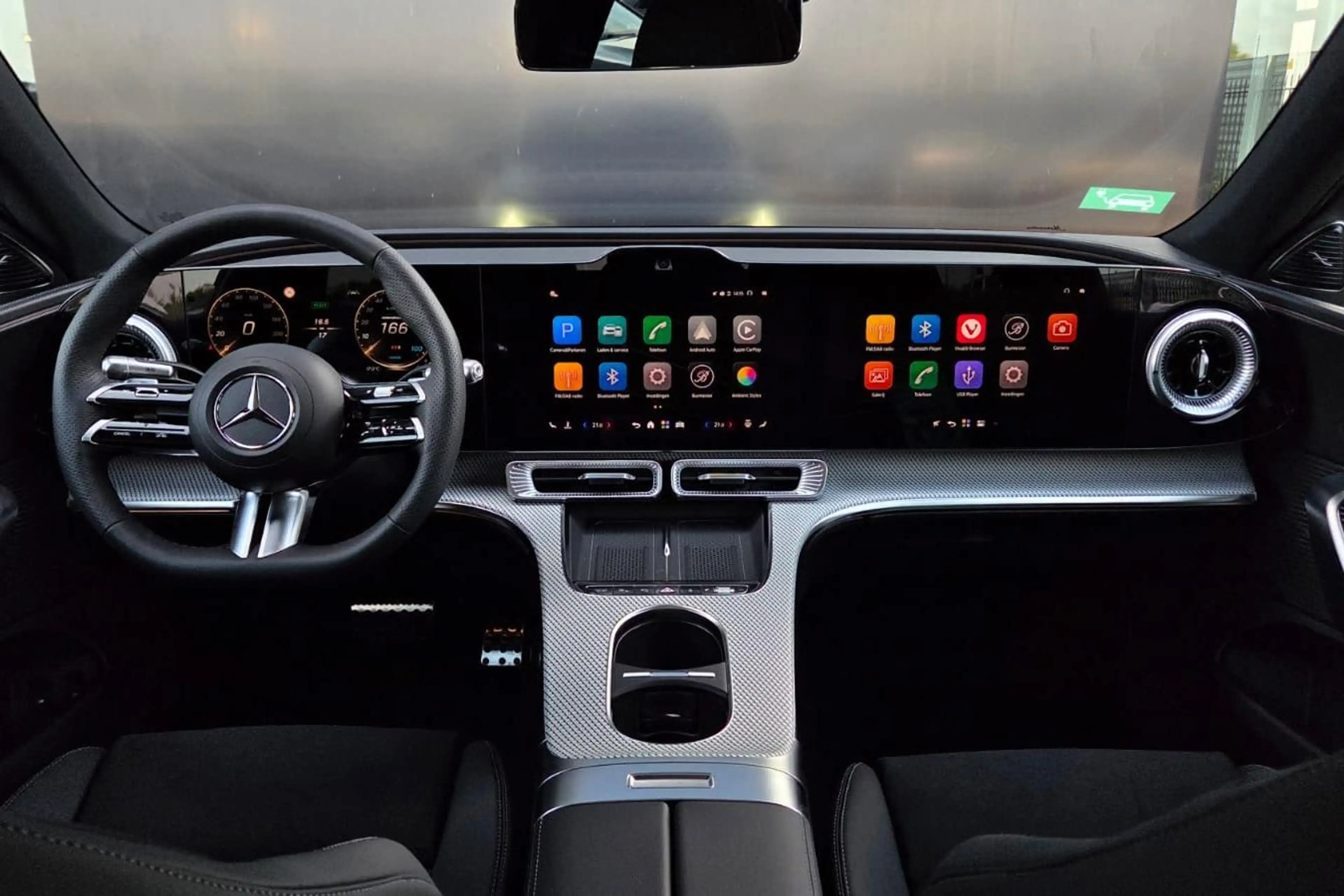Mercedes-Benz C 400 C Limousine 4MATIC Launch Edition | Premium Pakket — photo 12