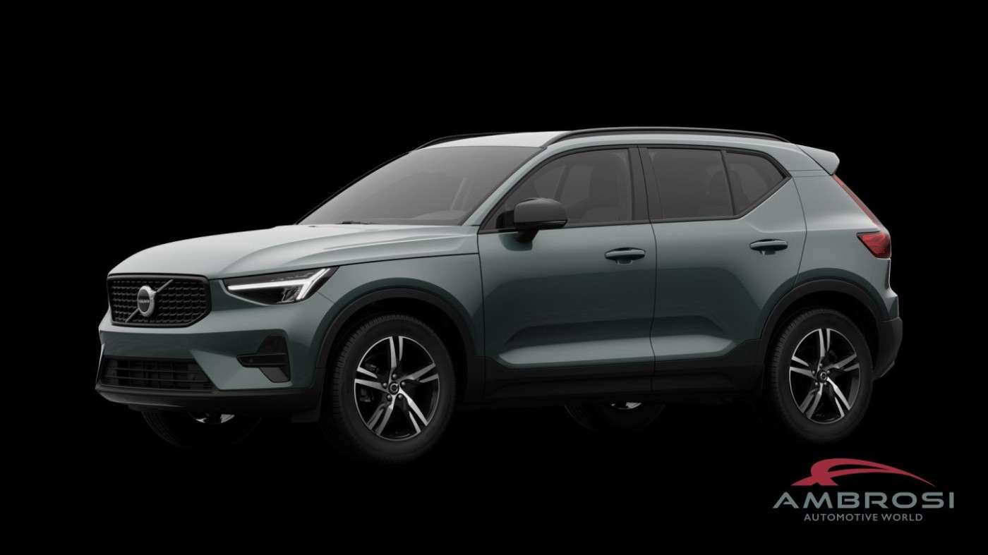 Volvo XC40 2026