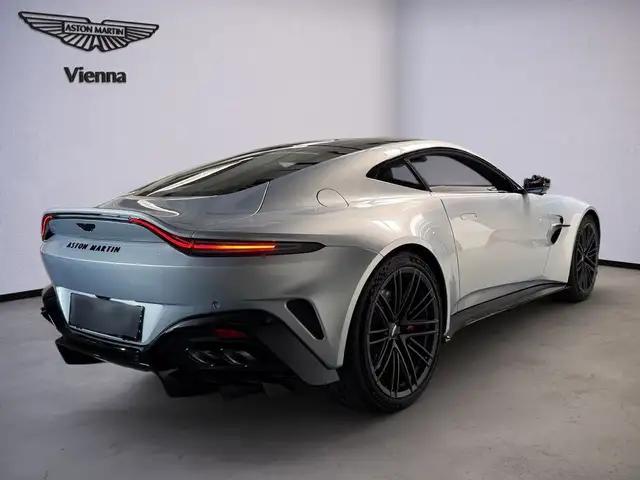 Aston Martin Vantage Coupé | Lightning Silver | Interior Carbon Ansicht 3