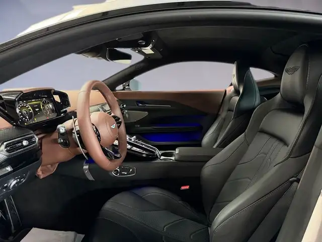 Aston Martin Vantage Coupé | Lightning Silver | Interior Carbon Ansicht 7