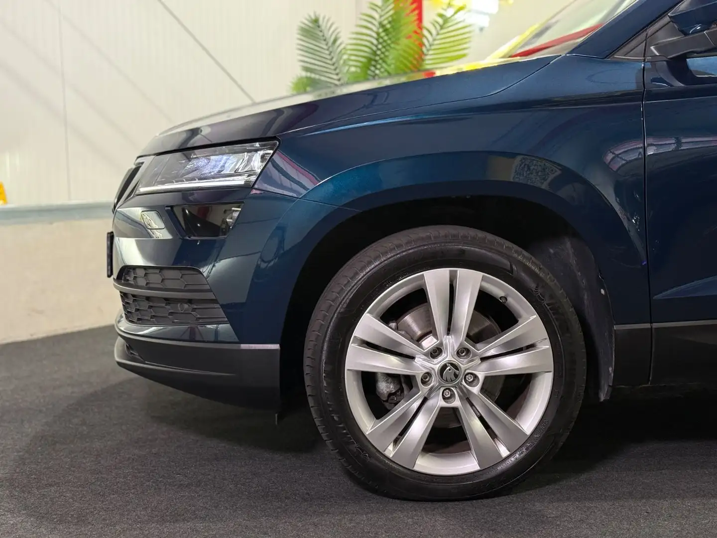 Skoda Karoq Style*MwSt.*LAVA-BLAU*PANO*CARPLAY*LED*1H Blau - 2