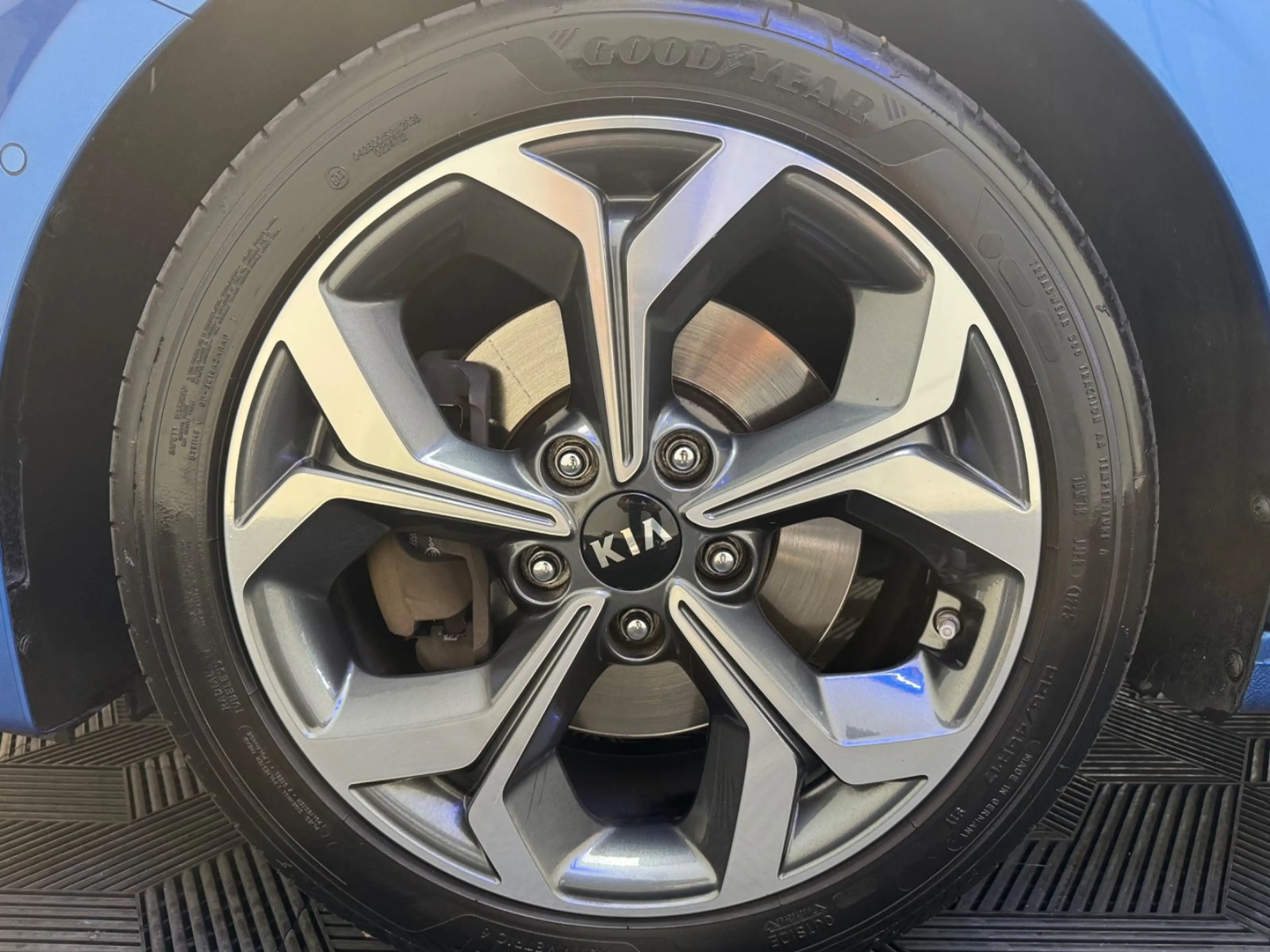 Kia Ceed / cee'd — photo 9