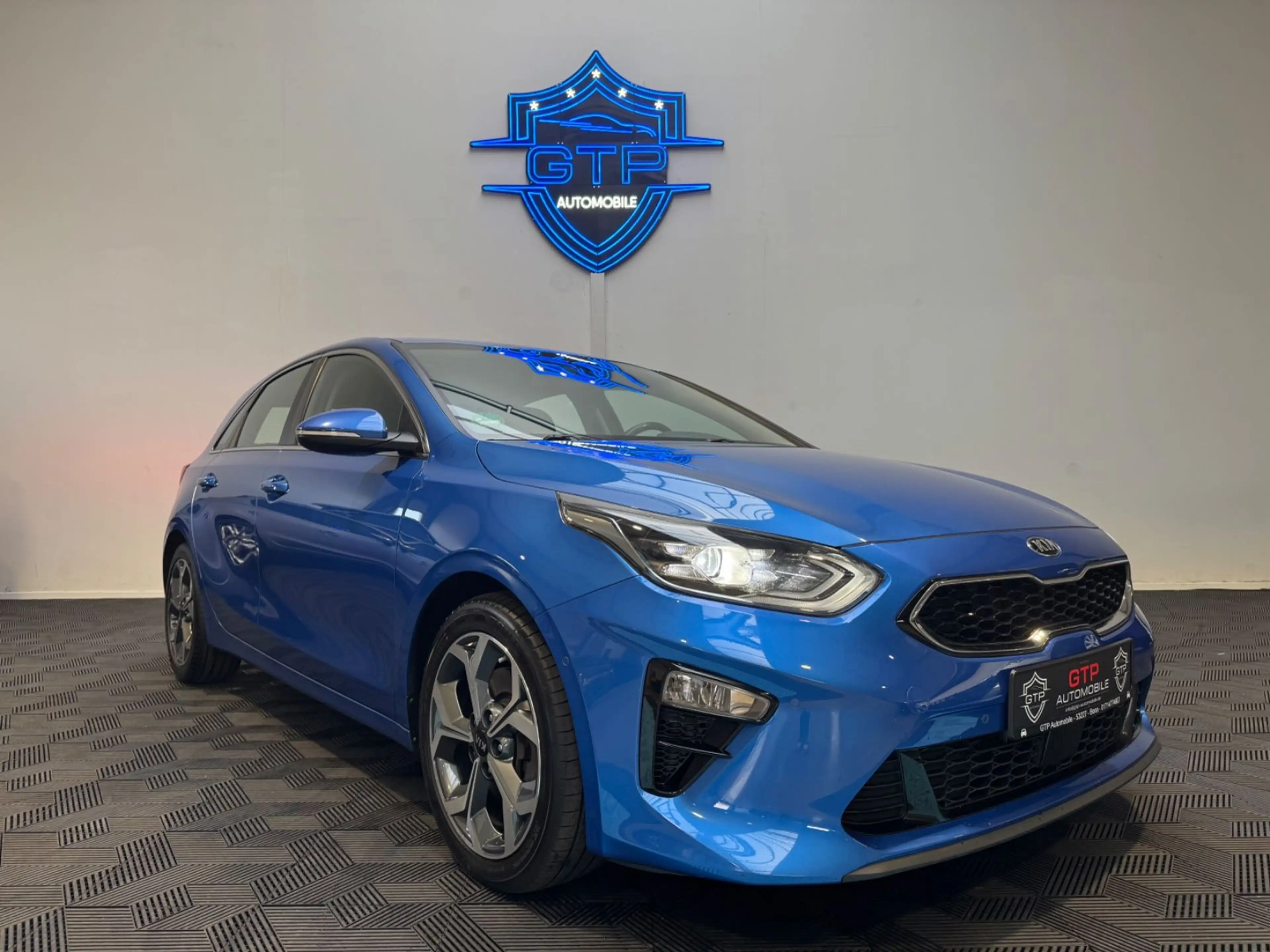 Kia Ceed / cee'd — photo 2