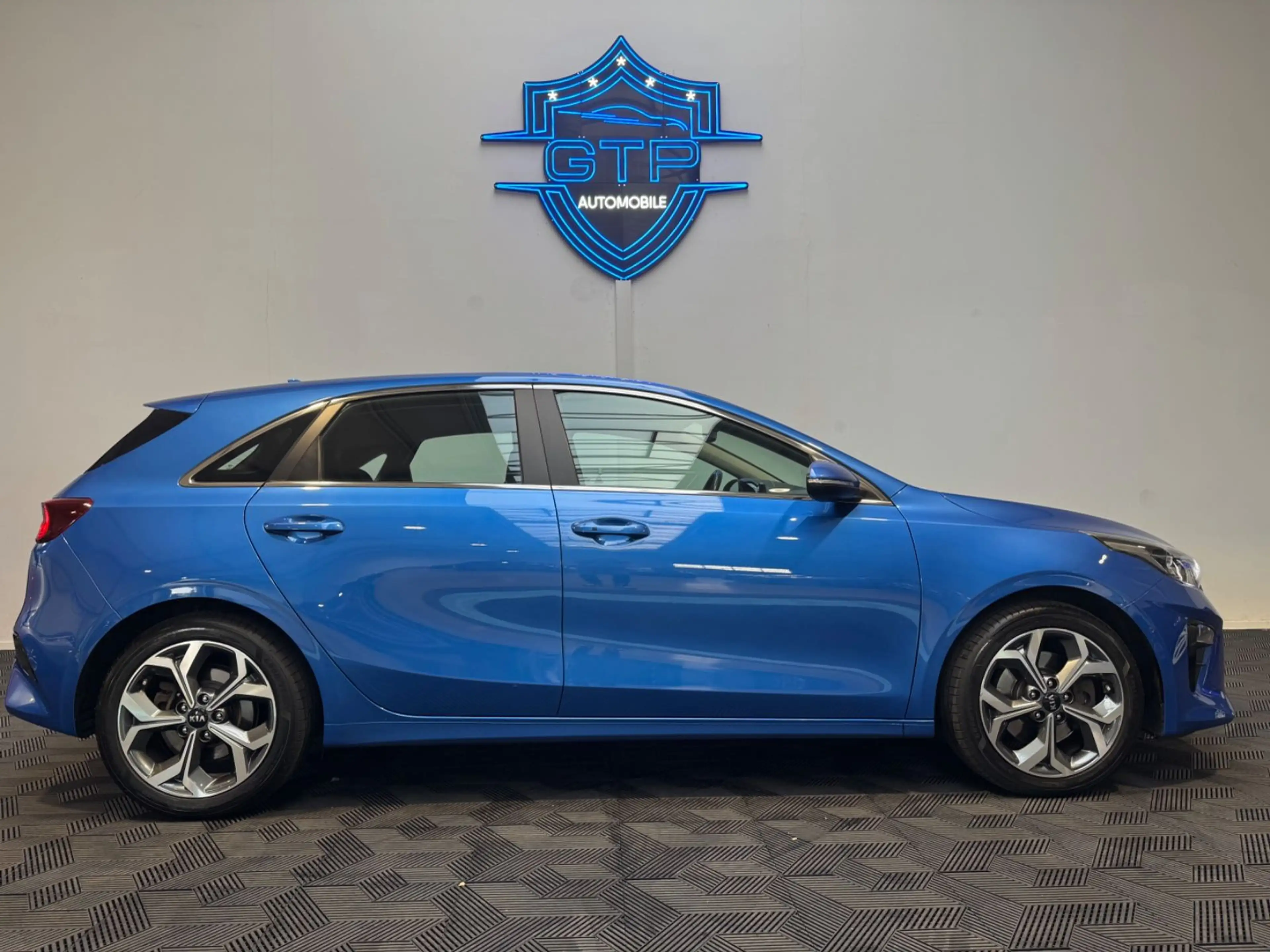 Kia Ceed / cee'd — photo 7
