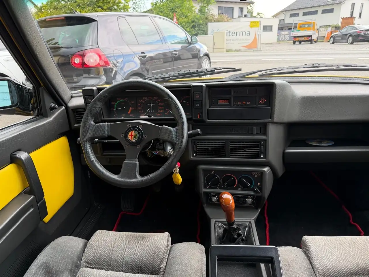 Alfa Romeo 75 3,0 V6 Heck Servo, foto 5