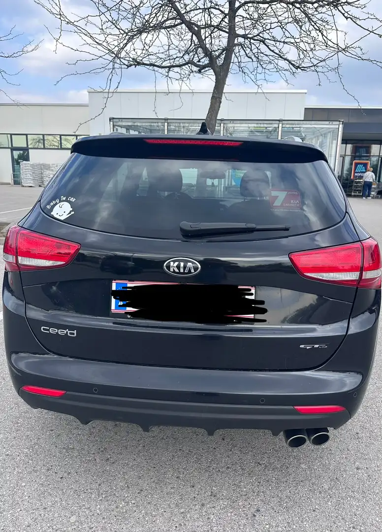 Kia Ceed SW / cee'd SW cee'd SW 1,6 CRDi ISG GT-Line GT-Line Schwarz - 2