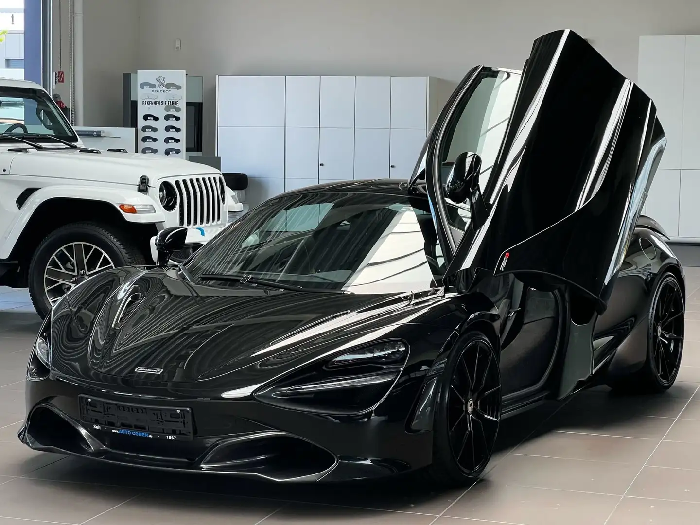 McLaren 720S 4.0 Coupe+Carbon+Lift+SportAGA+Active Aero+ Schwarz - 2