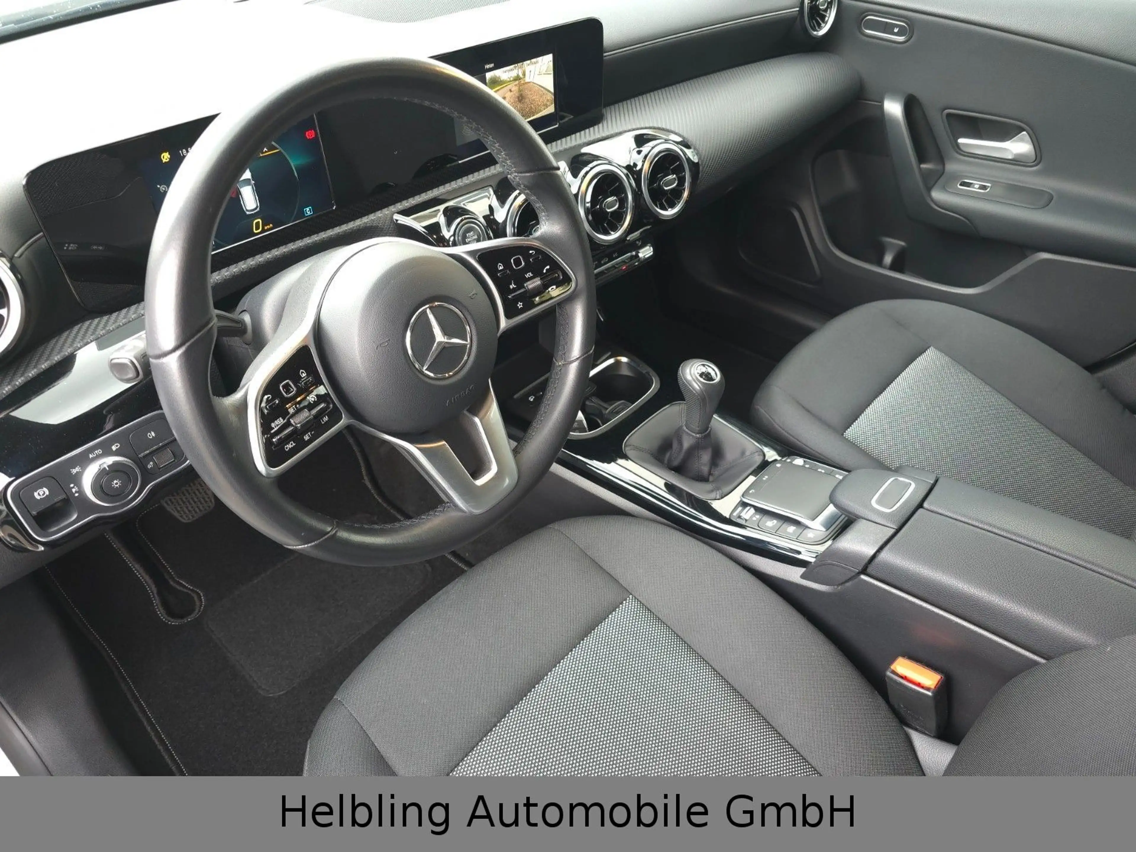 Mercedes-Benz CLA 200 E-Klappe CAM — photo 9