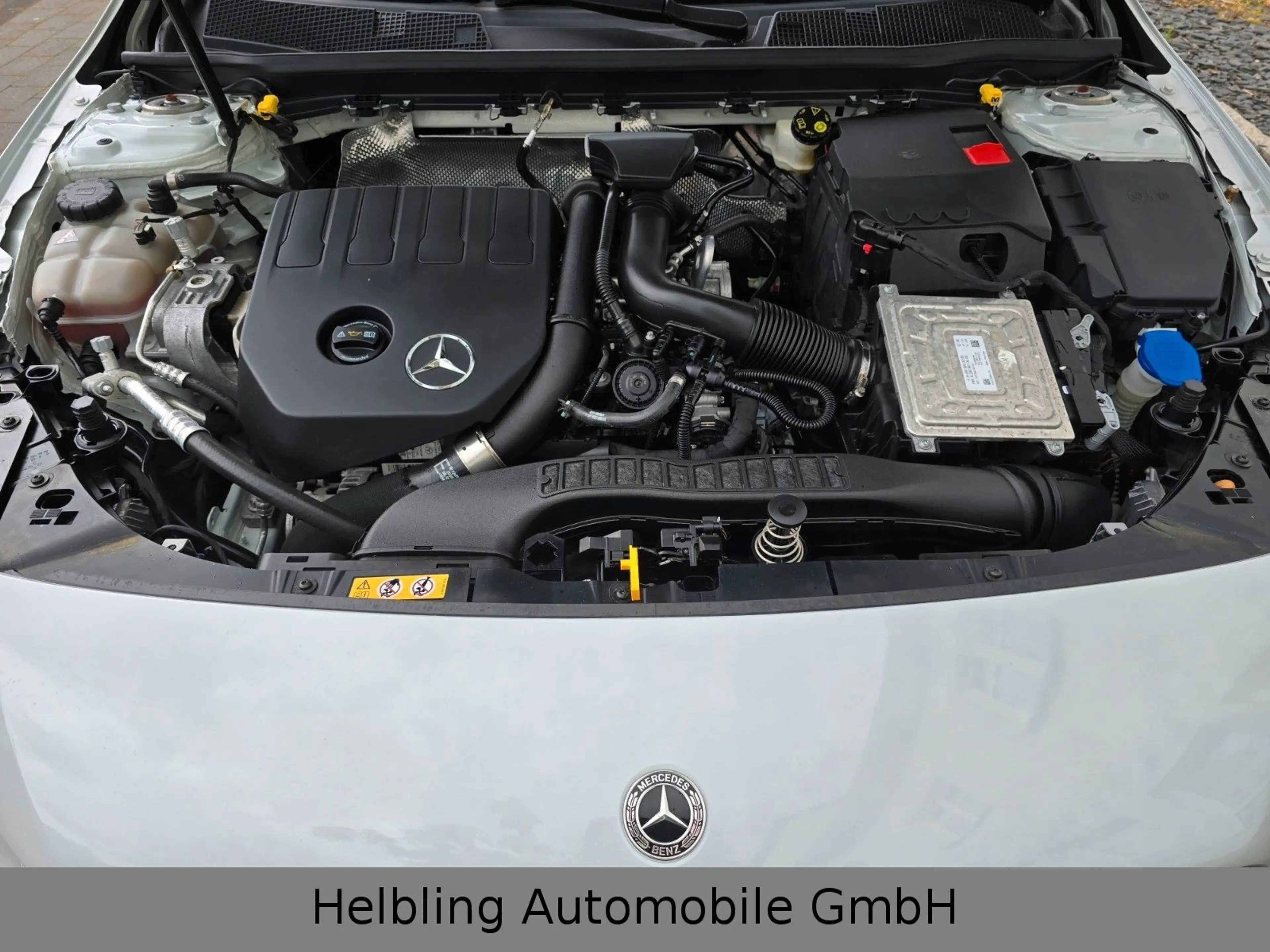 Mercedes-Benz CLA 200 E-Klappe CAM — photo 20