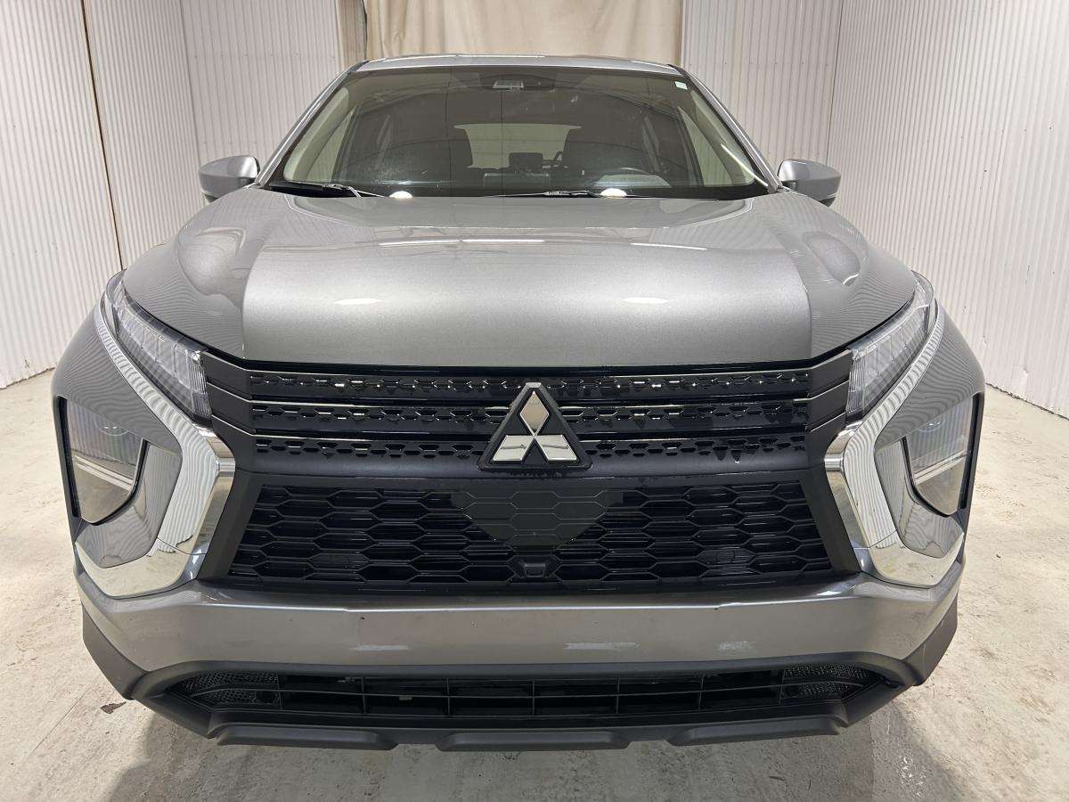 2023 Mitsubishi Eclipse Cross ES S-AWC AWD Bluetooth Mags