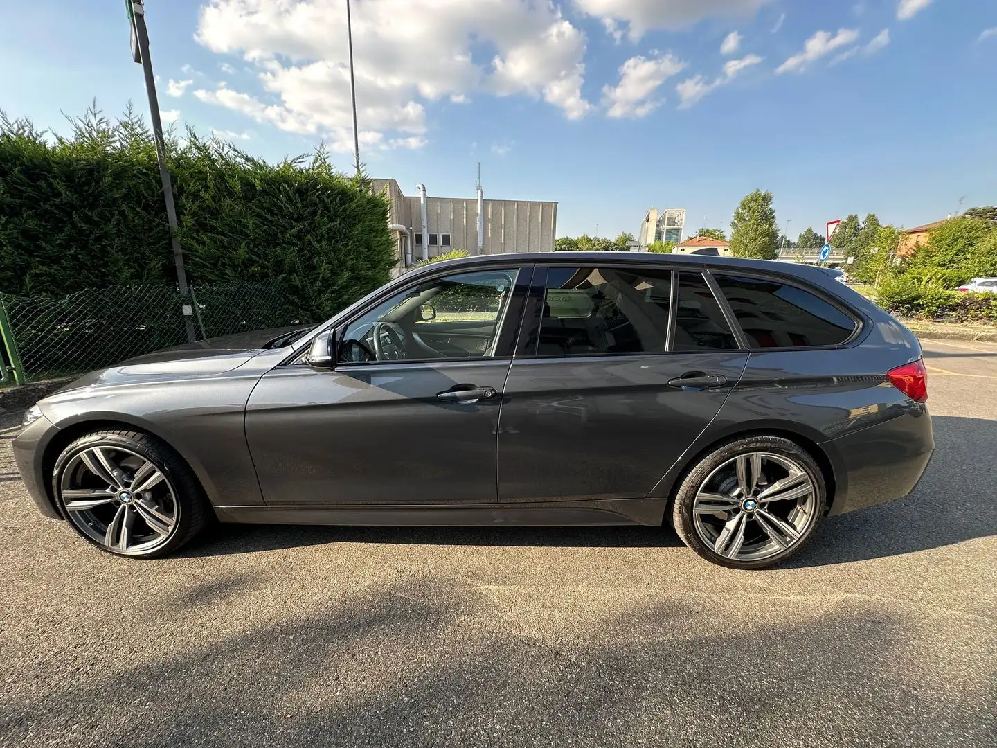 BMW 320 320 d M Sport Grigio - 2