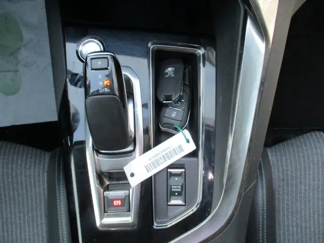 Peugeot 3008 view 11