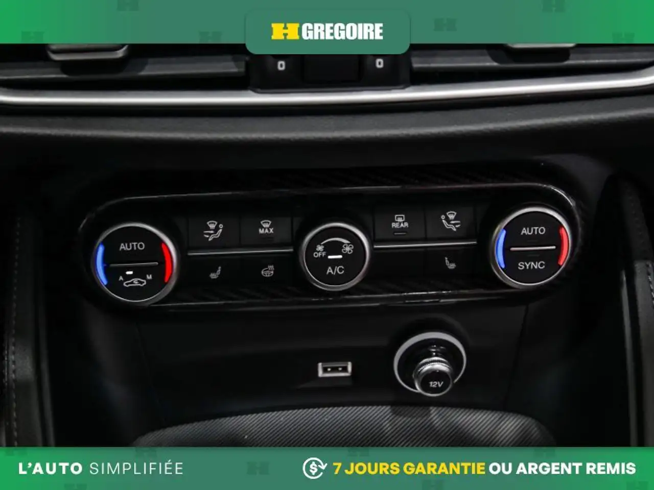 Alfa Romeo Stelvio снимка Alfa Romeo Stelvio