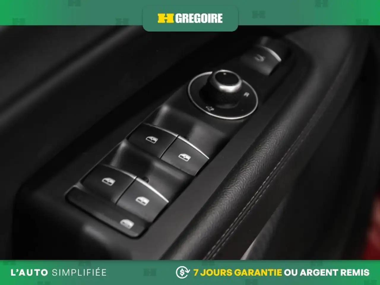 Alfa Romeo Stelvio снимка Alfa Romeo Stelvio