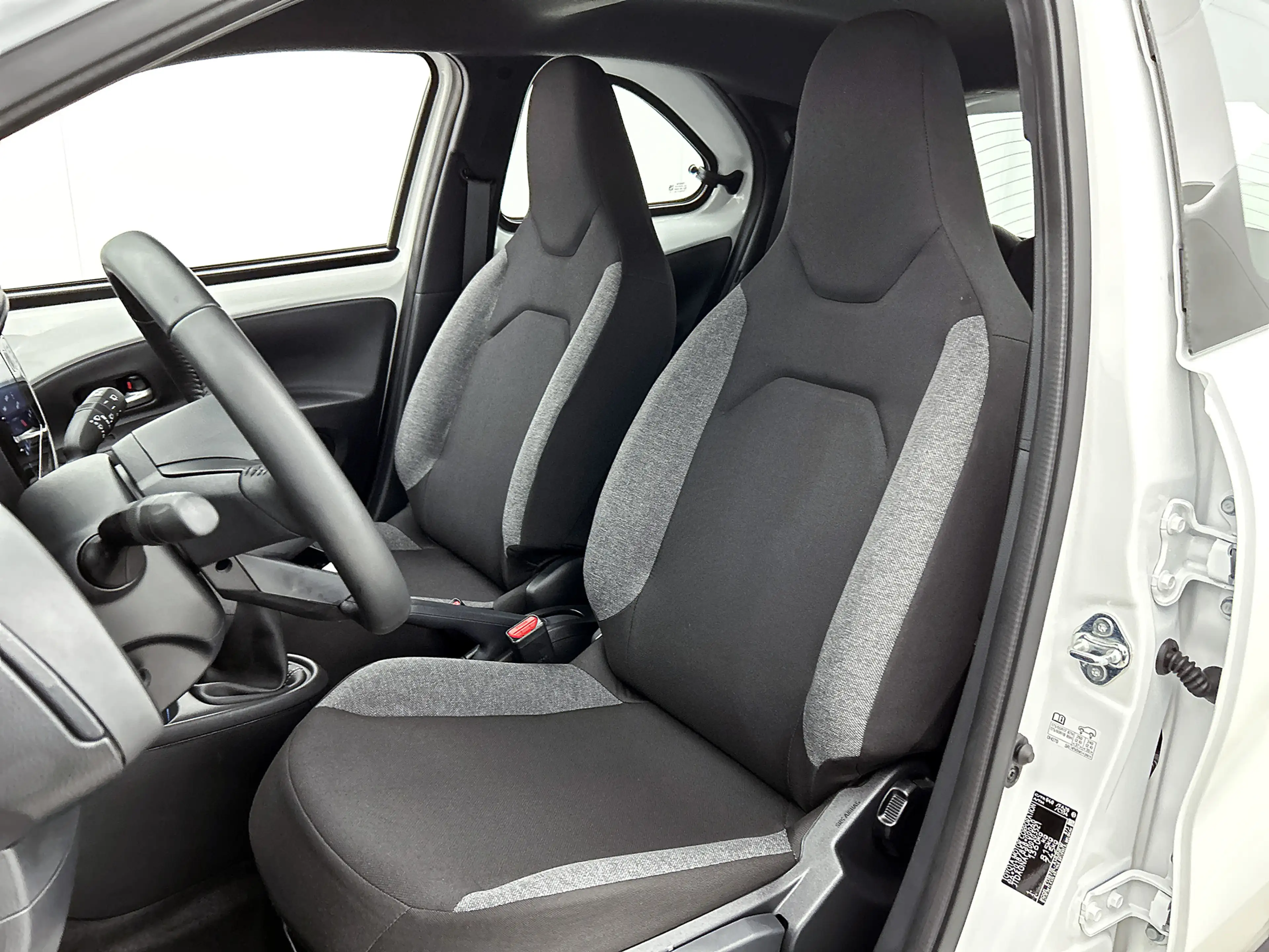 Toyota Aygo X 1.0 VVT-i MT Play | Cruise Control Adaptief | Acht — photo 15