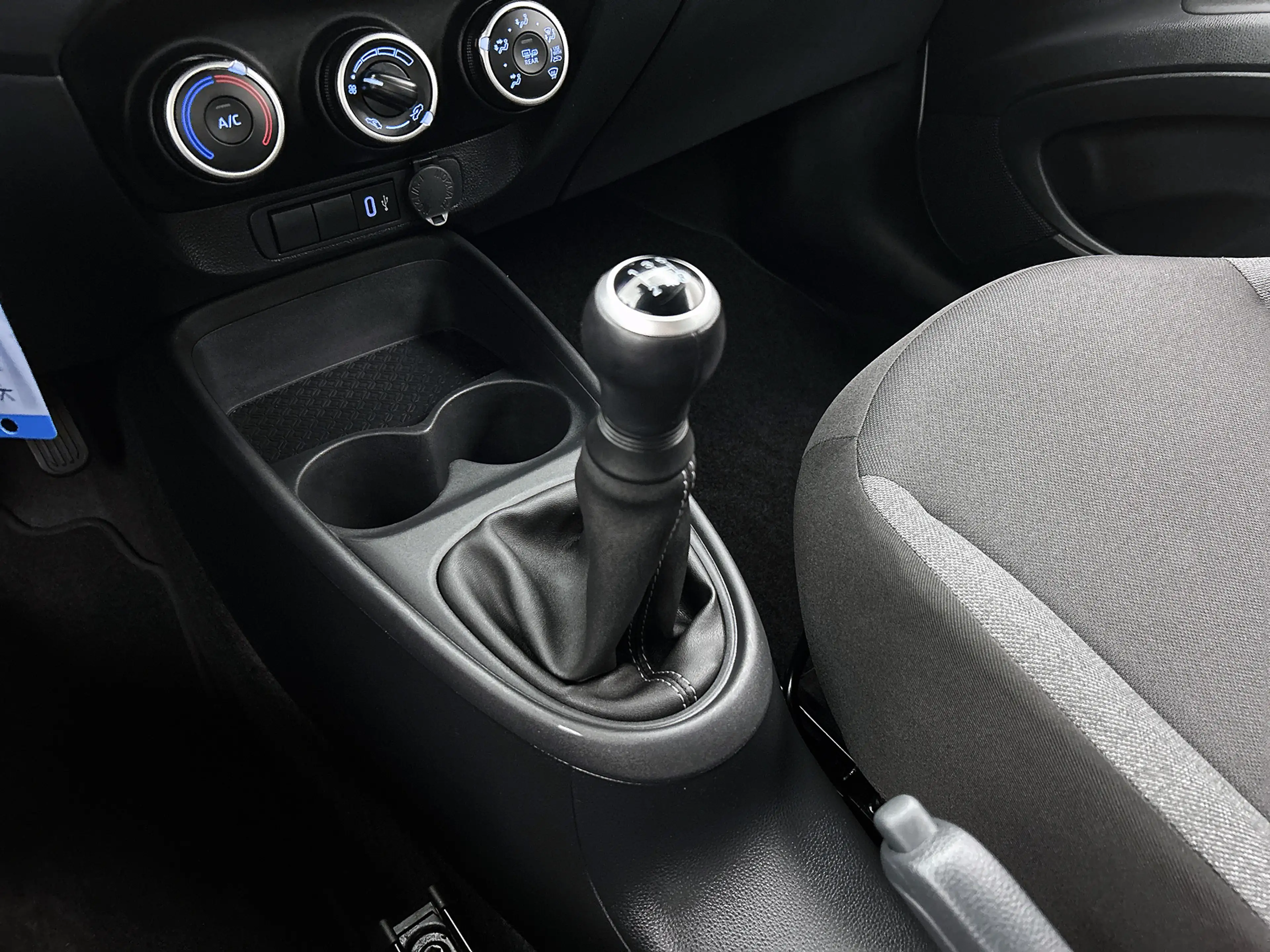 Toyota Aygo X 1.0 VVT-i MT Play | Cruise Control Adaptief | Acht — photo 10