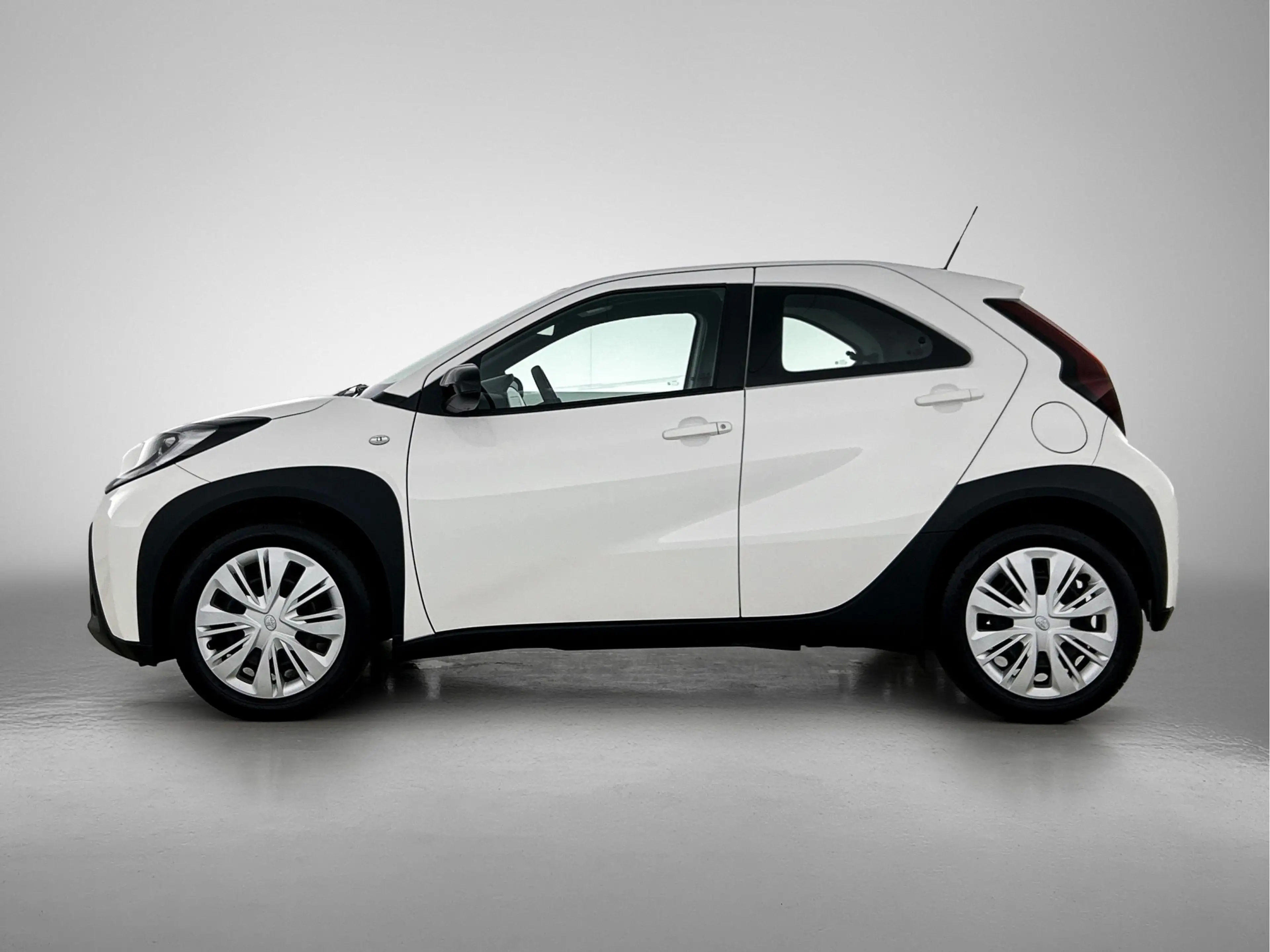 Toyota Aygo X 1.0 VVT-i MT Play | Cruise Control Adaptief | Acht — photo 3