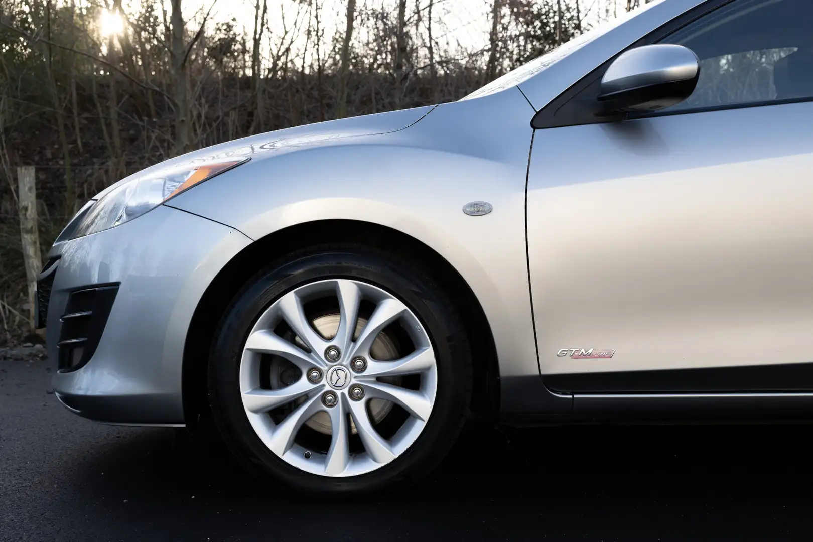 Mazda 3 | 2.0 150 PK | GT-M | CRUISE | STOELVERWARMING | C Grau - 2