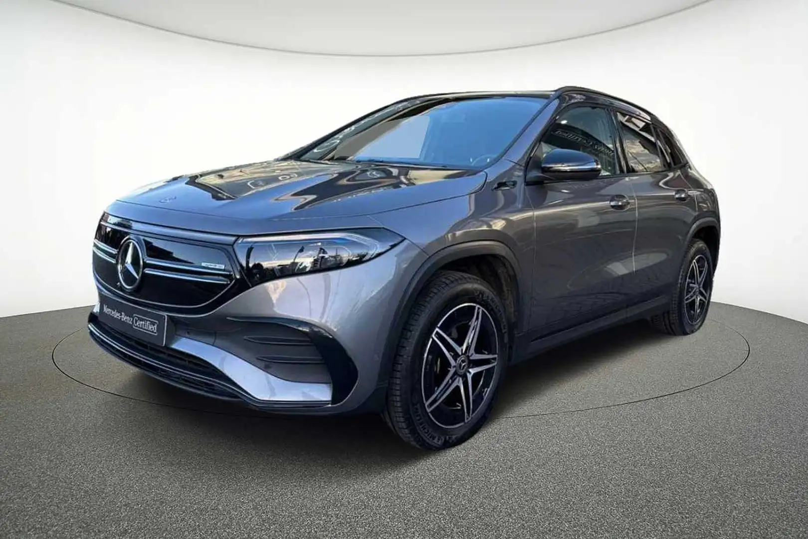 Mercedes-Benz EQA 250 AMG-LINE Grau - 1