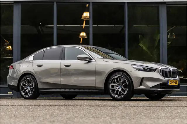 BMW i5 eDrive40 84 kWh SOH 92.06%
