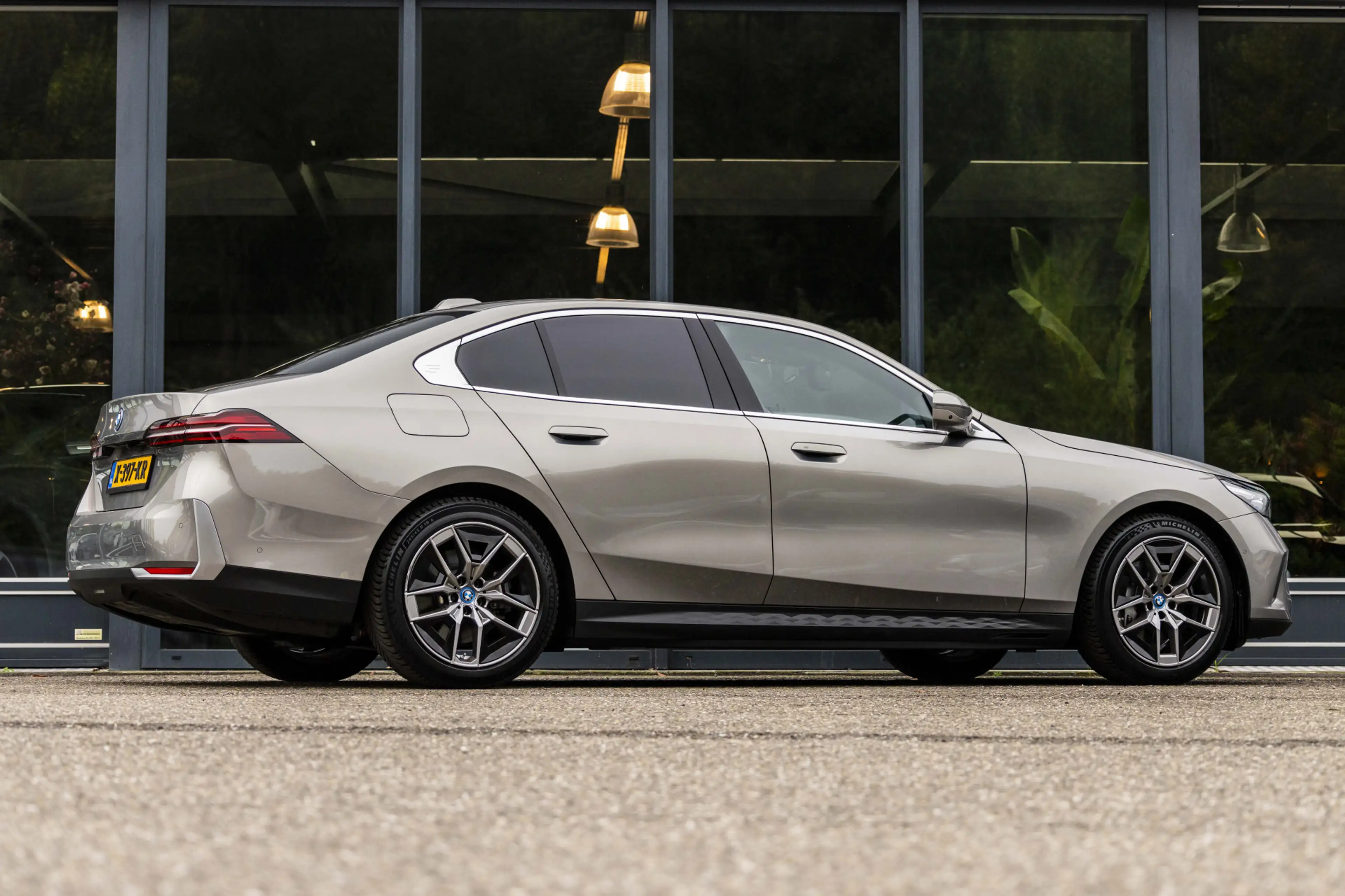 BMW i5 eDrive40 84 kWh Wordt verwacht! Foto's volgen — photo 9
