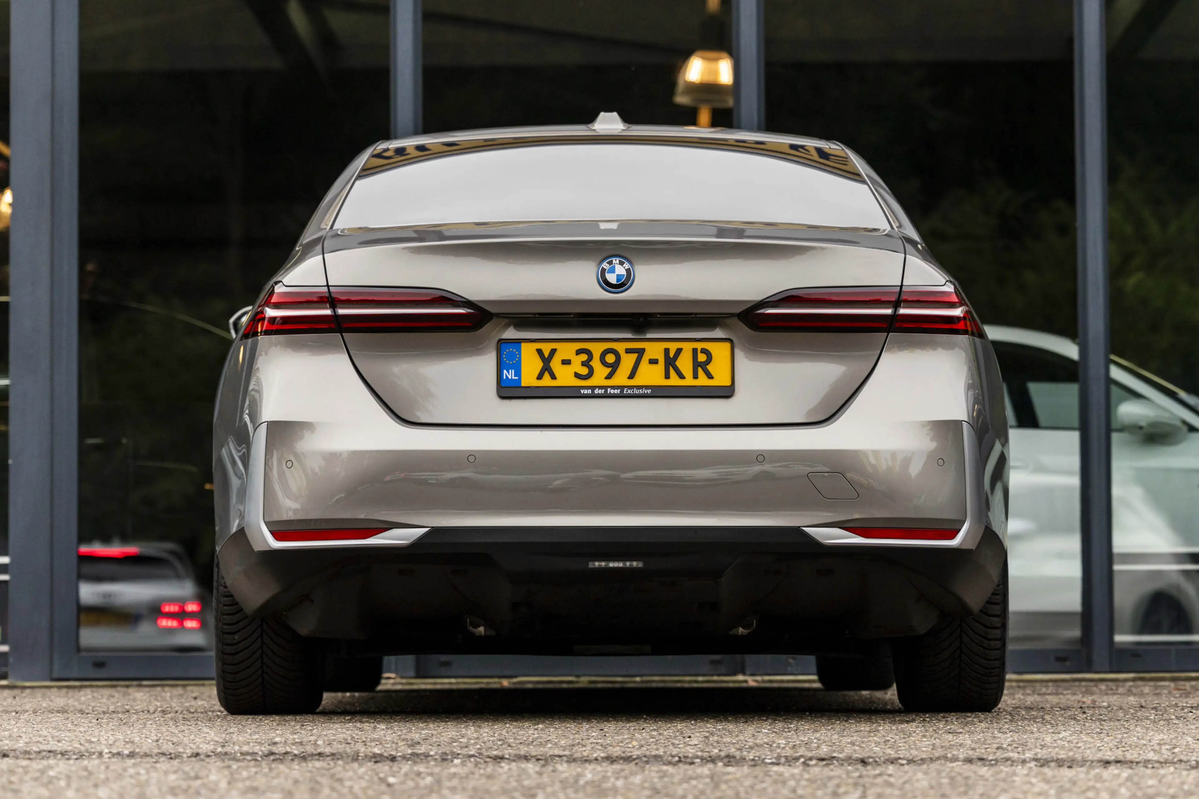 BMW i5 eDrive40 84 kWh Wordt verwacht! Foto's volgen — photo 10