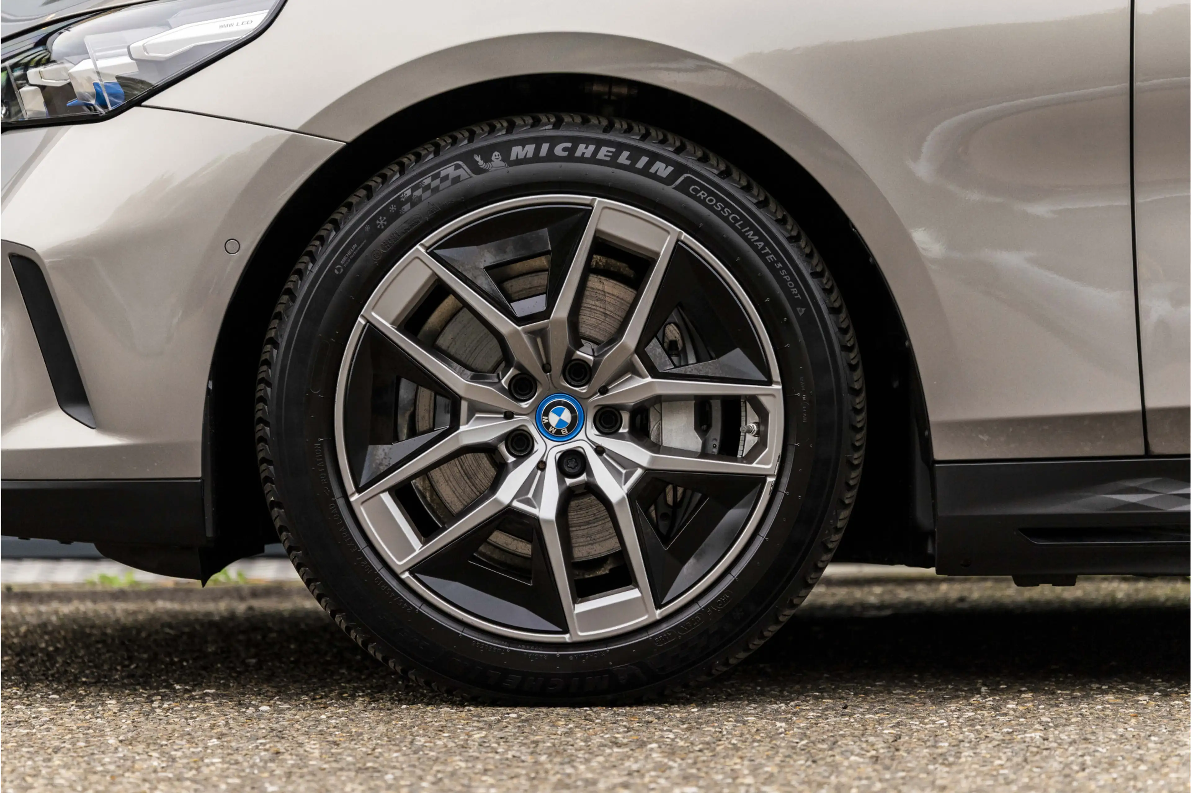 BMW i5 eDrive40 84 kWh Wordt verwacht! Foto's volgen — photo 13