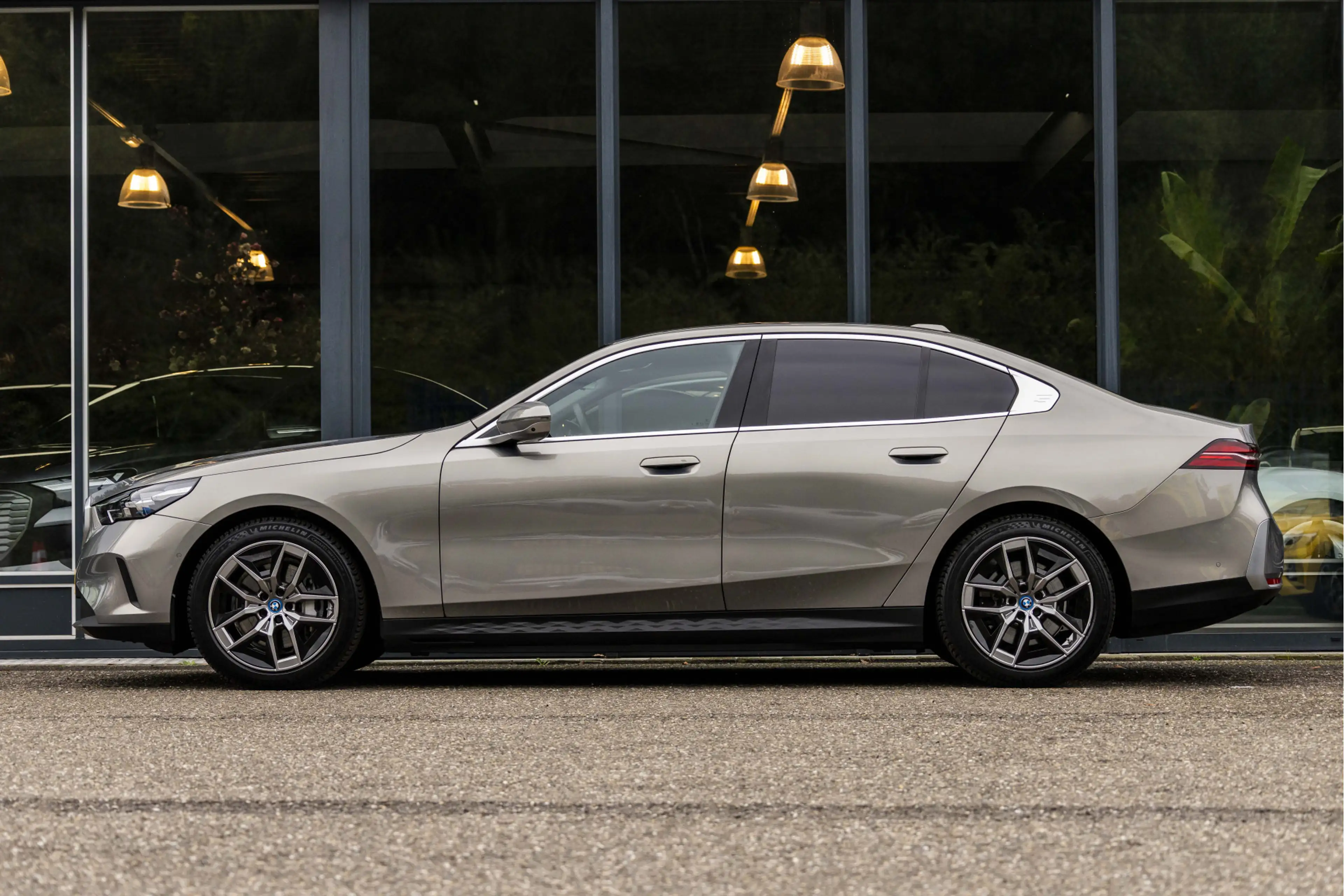 BMW i5 eDrive40 84 kWh Wordt verwacht! Foto's volgen — photo 12