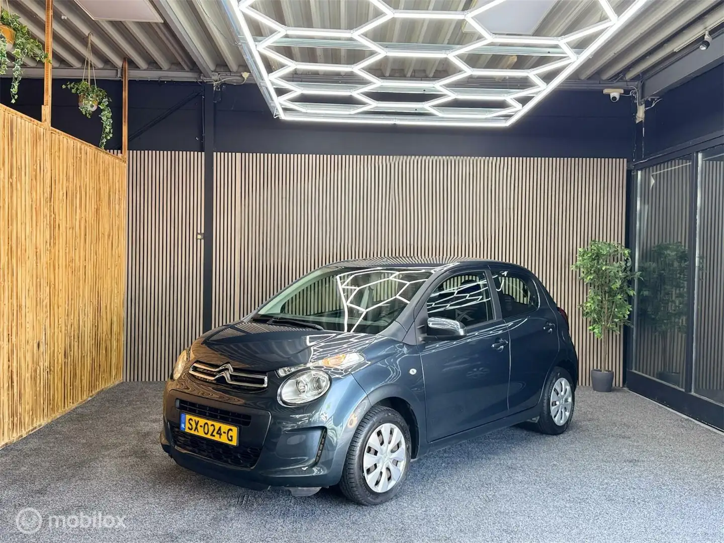 Citroen C1 1.0 e-VTi Airscape Feel | BT Audio | Led |L Gris - 2