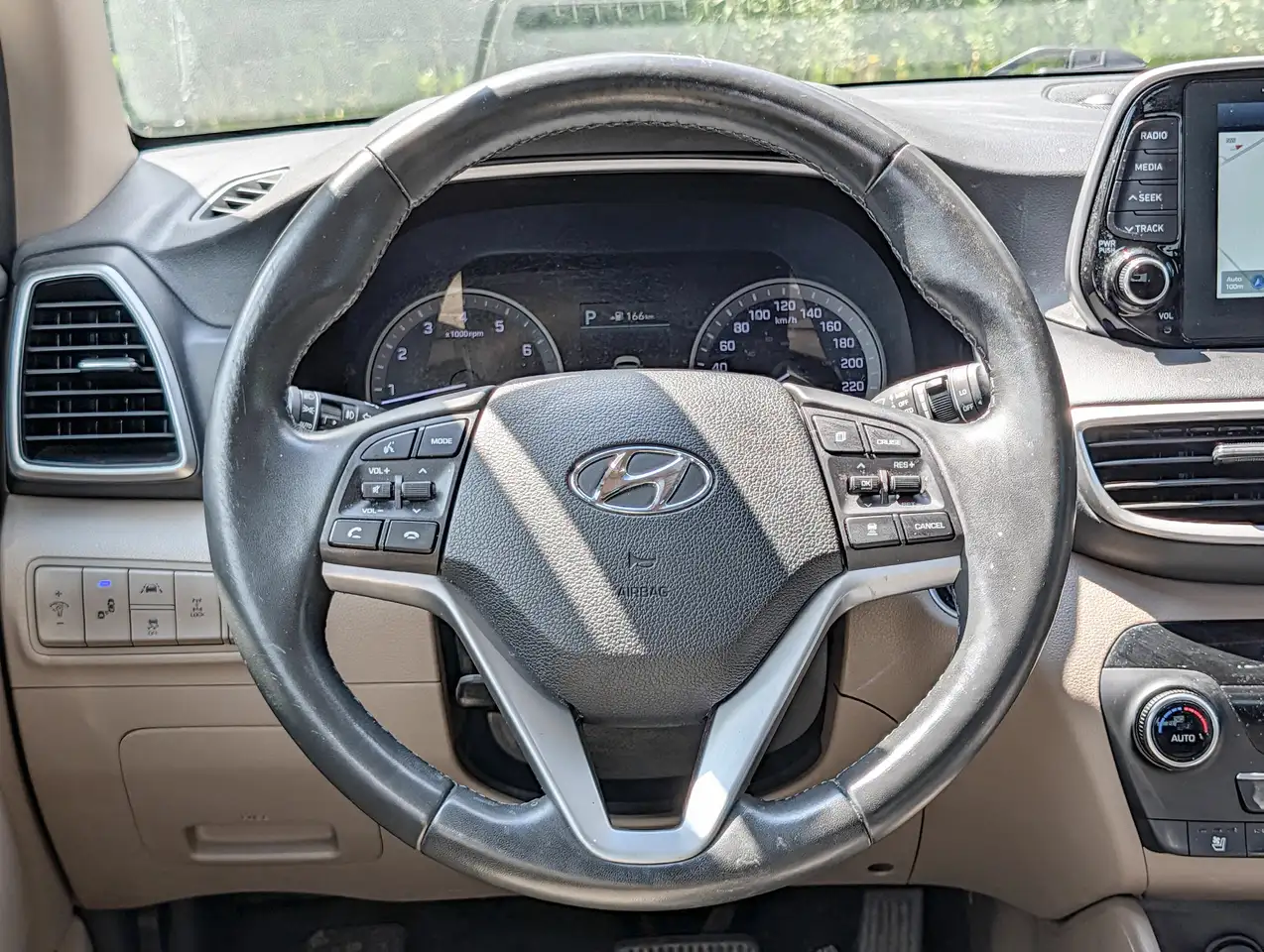 Hyundai TUCSON photo Hyundai TUCSON