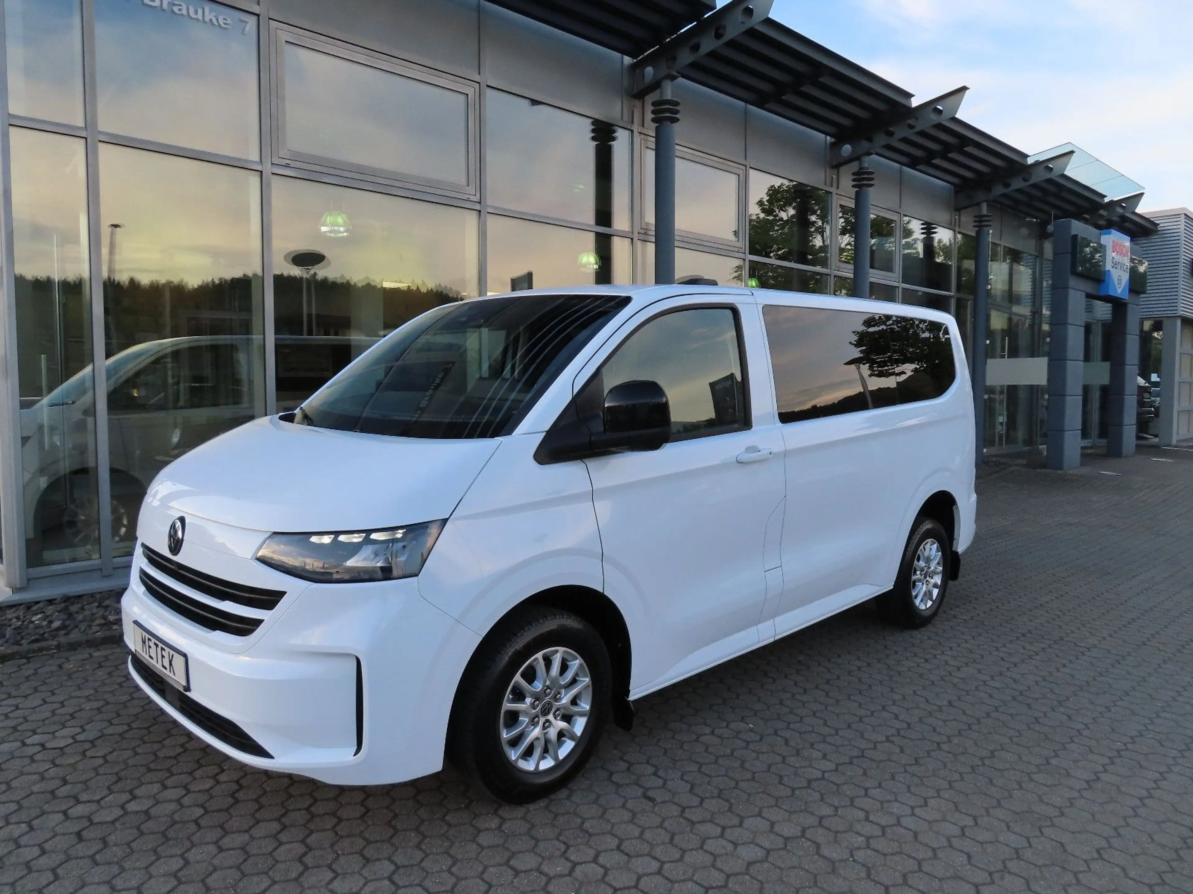 Volkswagen T7 Caravelle KR Life 2.0 TDI DSG 9 SITZE AHK — photo 13
