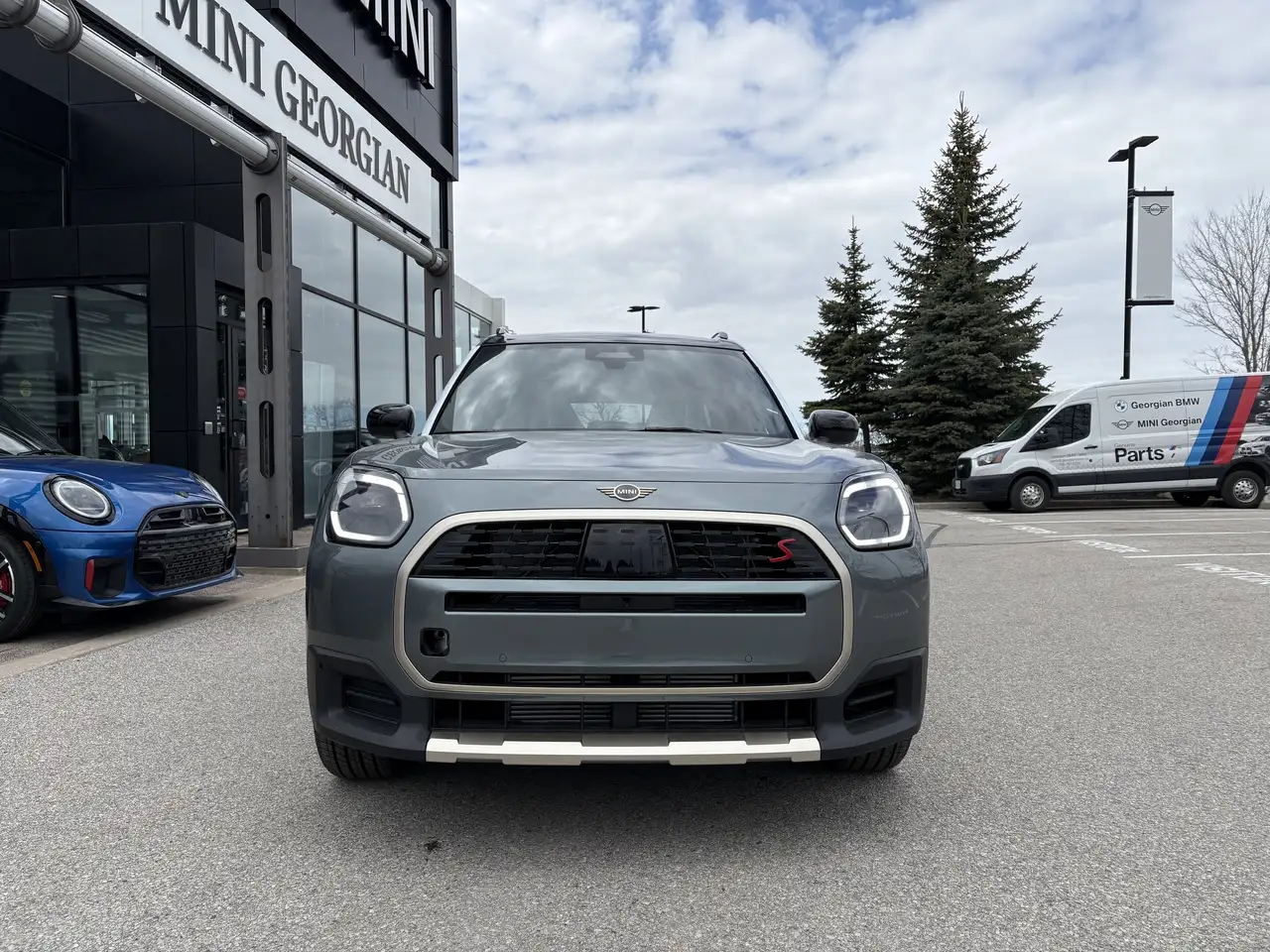 MINI Countryman снимка MINI Countryman