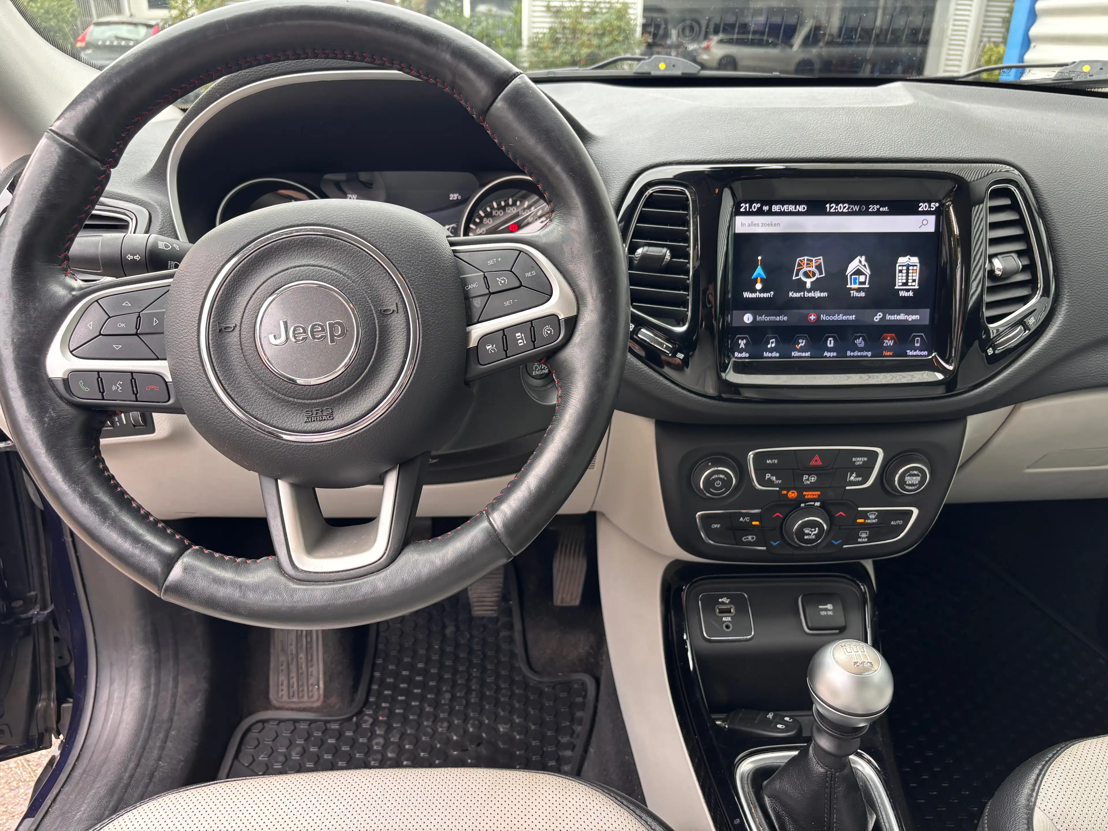 Jeep Compass Compass 1.4 Turbo 4x2 Limited - Navigatie — photo 3
