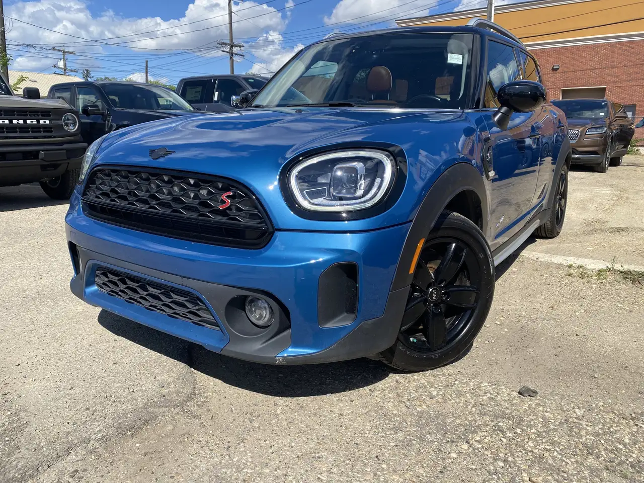 MINI Countryman снимка MINI Countryman