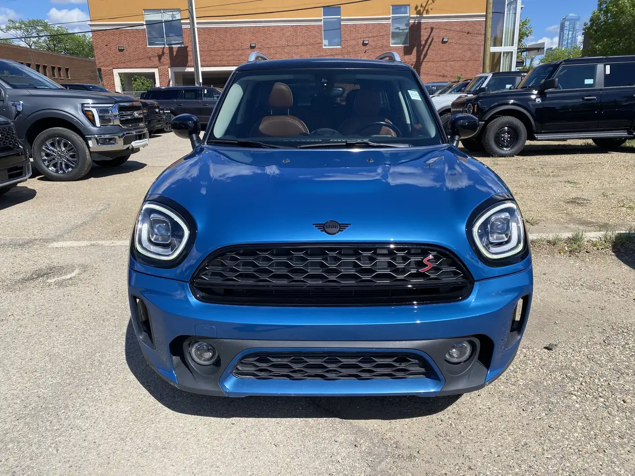 MINI Countryman снимка MINI Countryman