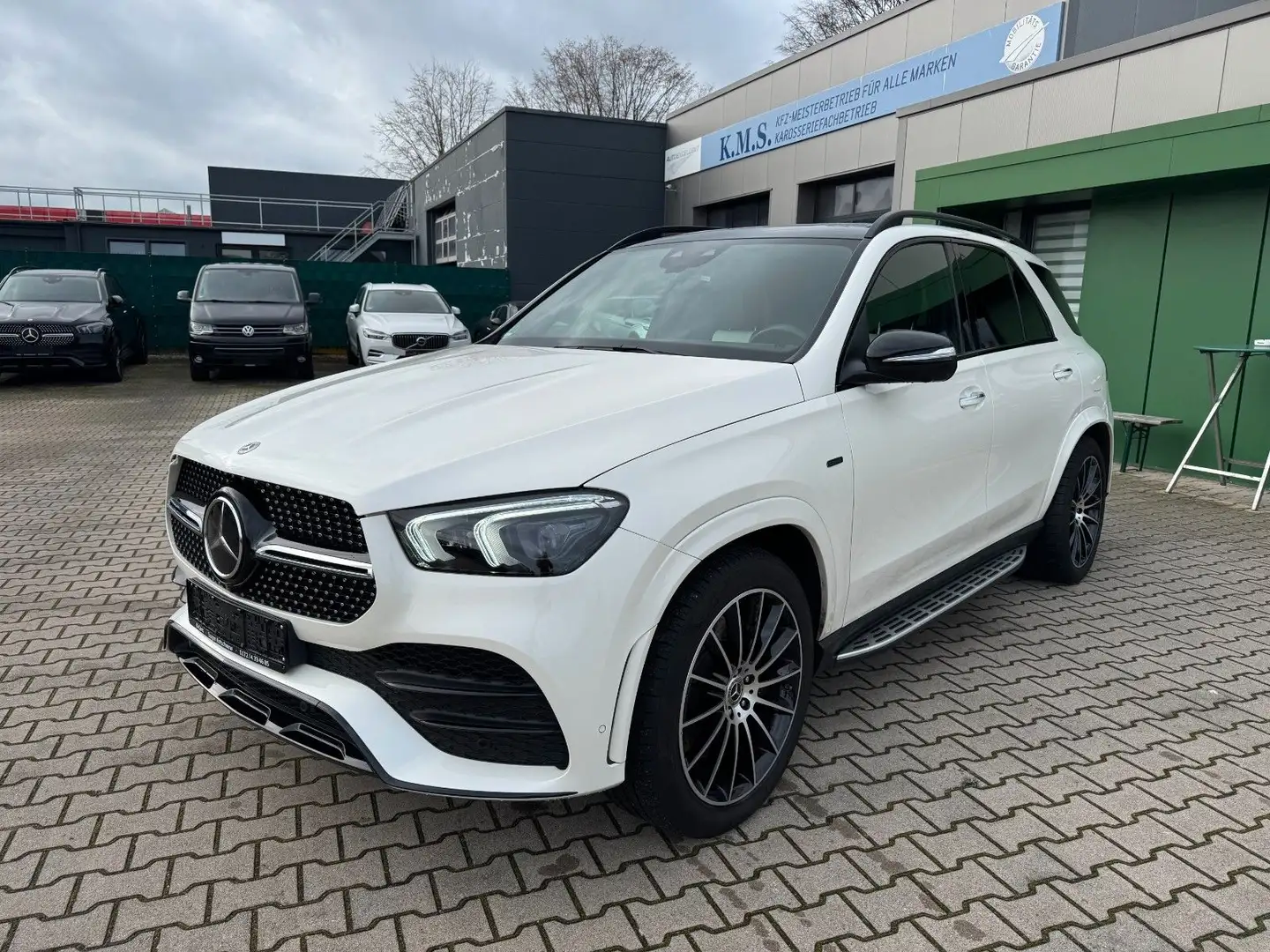 Mercedes-Benz GLE 350 e 4M AMG*Pano*Luft*HeadUp*Burmester*360° Blanc - 1