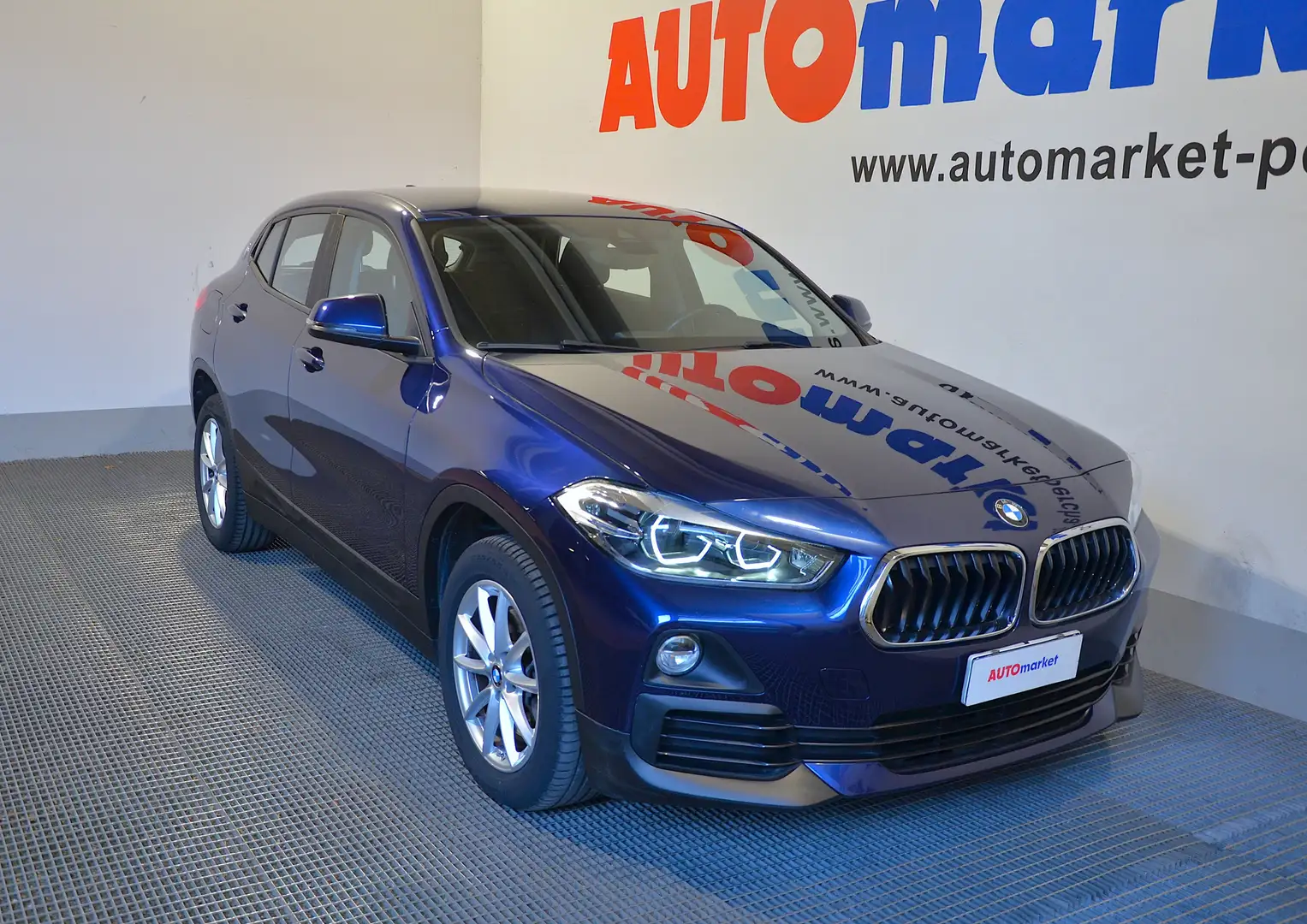 BMW X2 xdrive 20d Business X auto Blu/Azzurro - 2