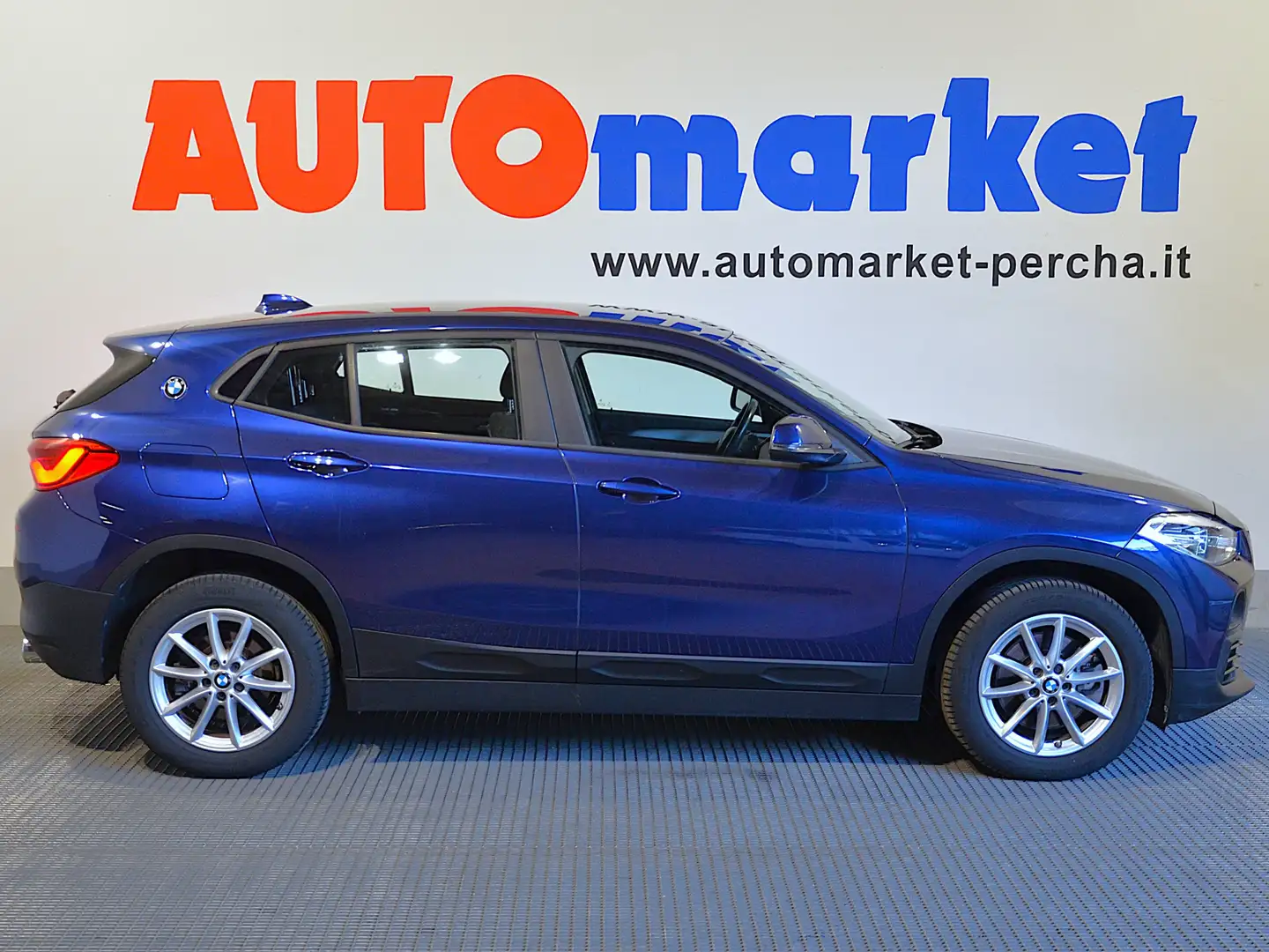 BMW X2 xdrive 20d Business X auto Blu/Azzurro - 1