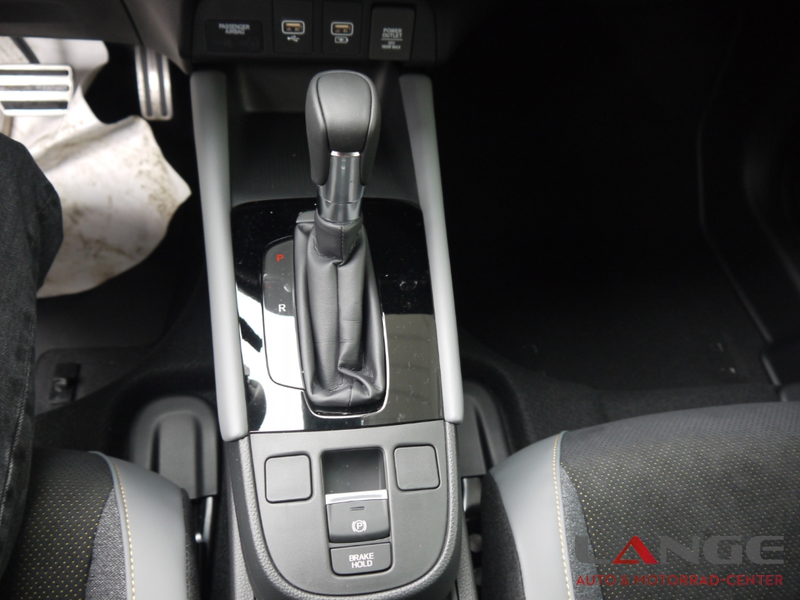 Honda Jazz i-MMD Hybrid 1.5 AT Advance Sport Navi LED ACC App — photo 12