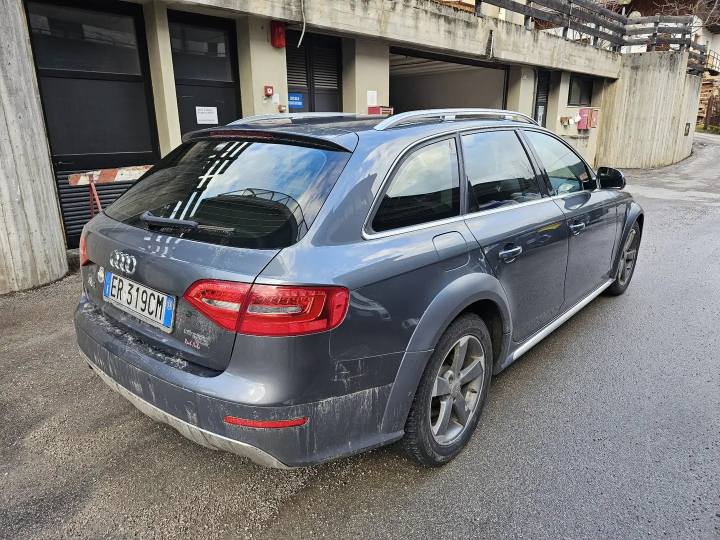 Audi A4 allroad 2.0 tdi Advanced 177cv - 1