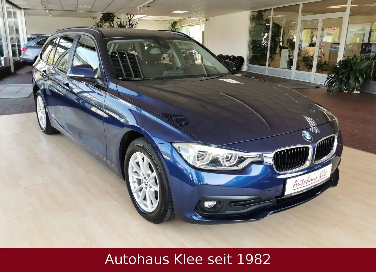 BMW 318 d Touring Automatik *AHK*LED*NAVI* Blau - 1