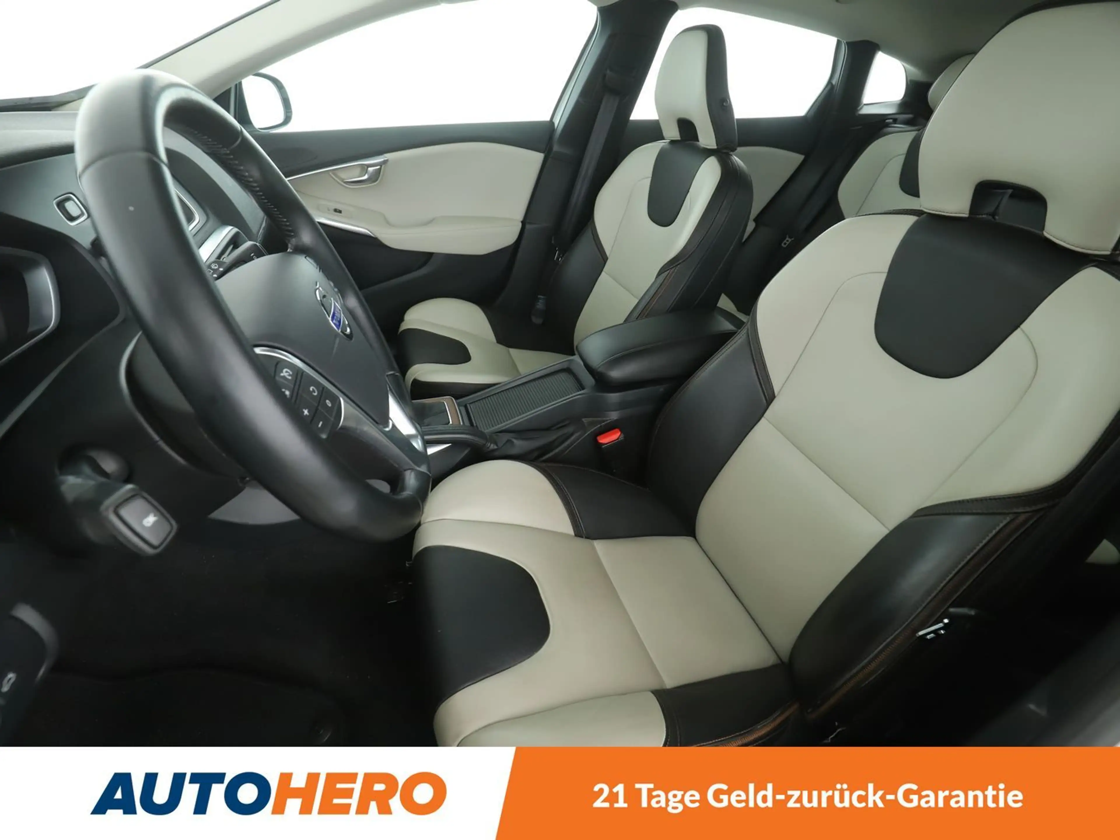 Volvo V40 Cross Country 2.0 D3 Summum Aut.*TEMPO*CAM*SHZ*PDC* — photo 10