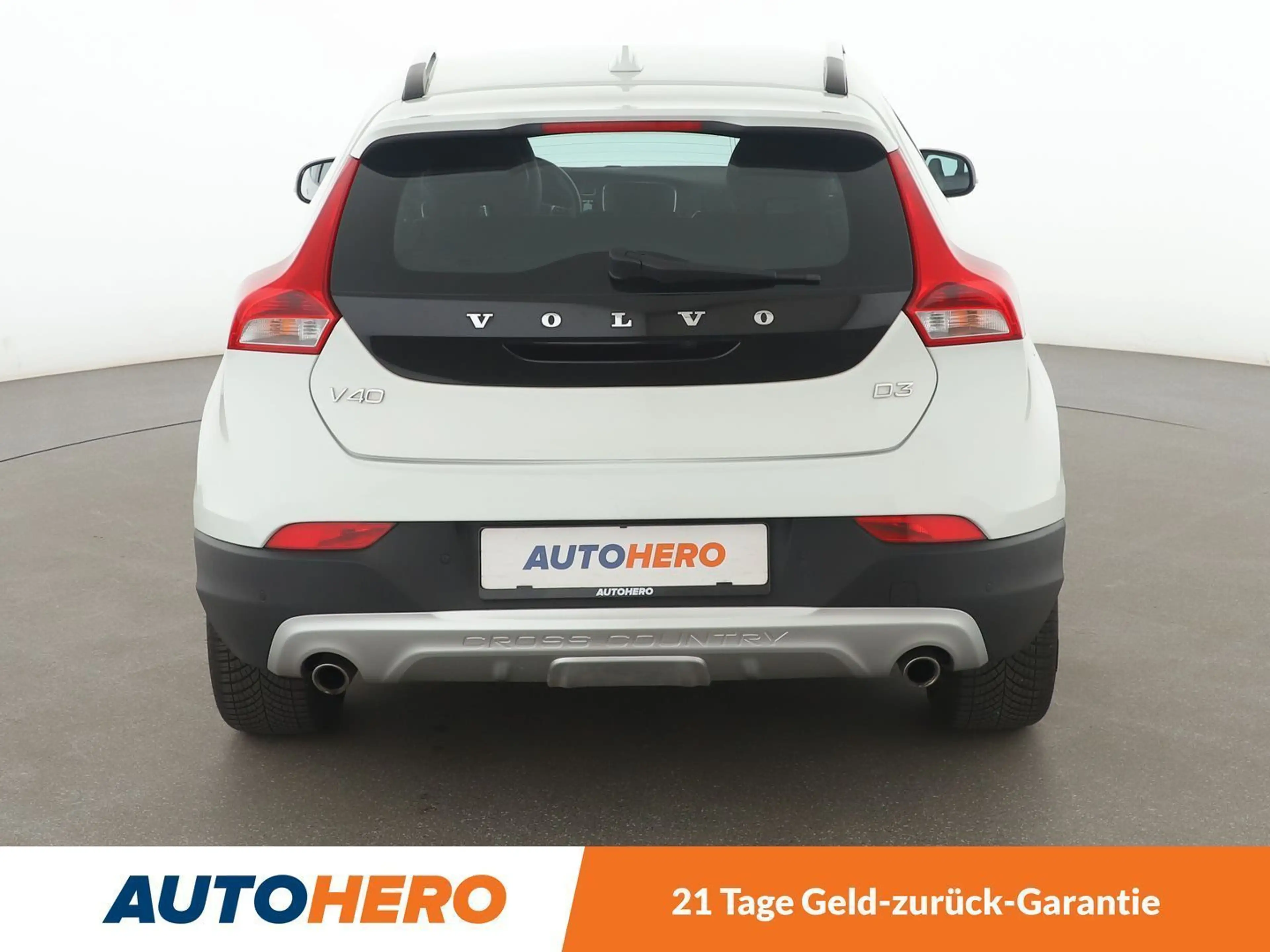 Volvo V40 Cross Country 2.0 D3 Summum Aut.*TEMPO*CAM*SHZ*PDC* — photo 5
