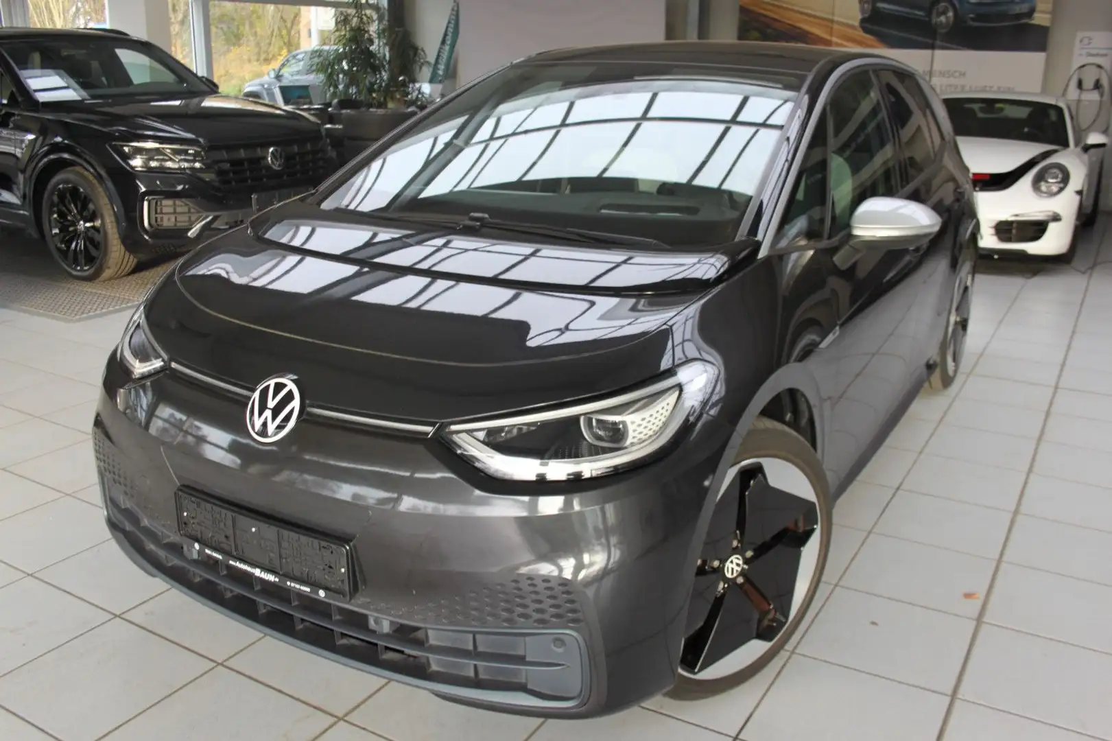 Volkswagen ID.3 PRO PERF/IQLED/ASSIST+/HUD/KAME/WRMPE/PANO Gris - 1