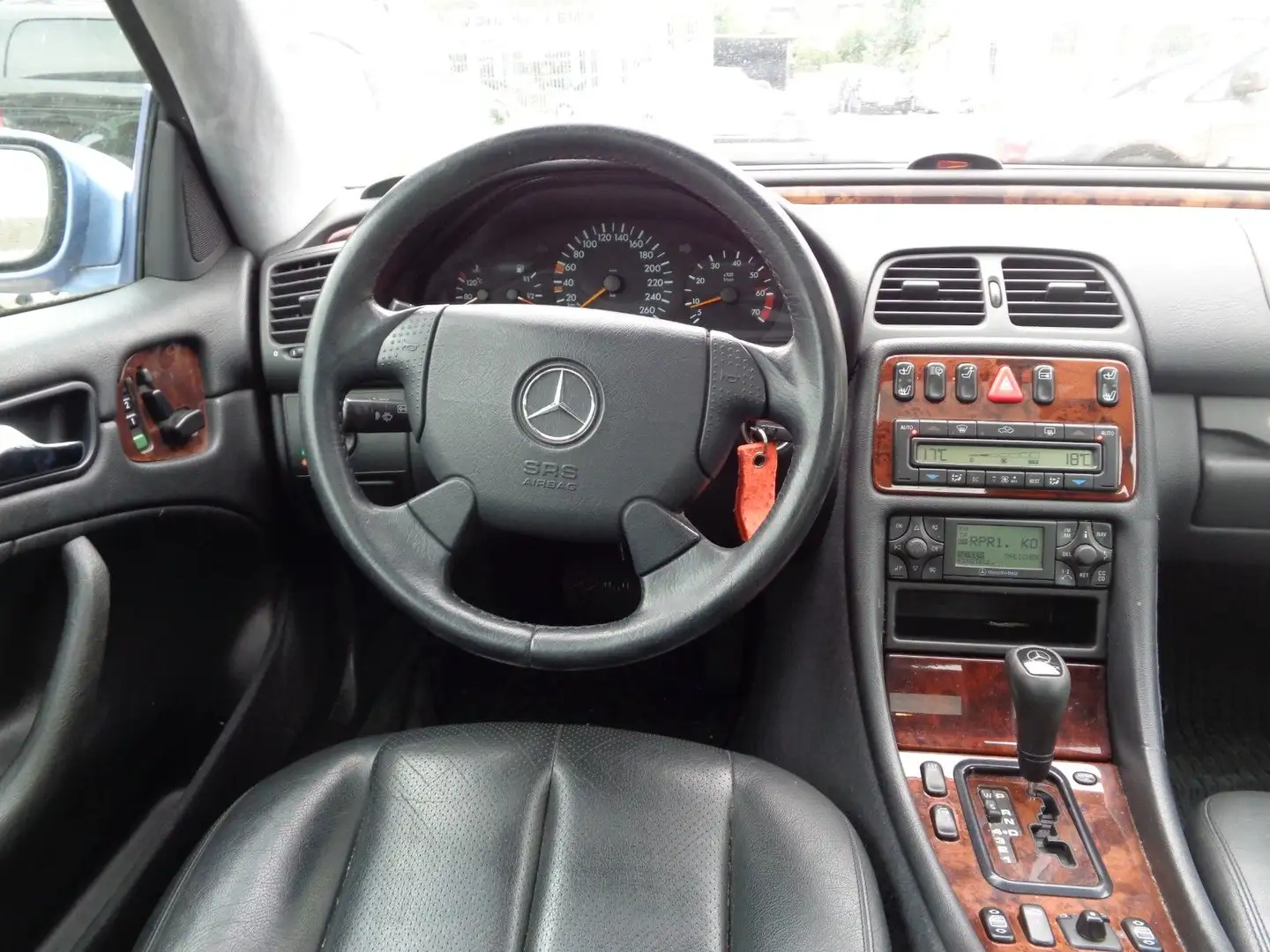 Mercedes-Benz CLK 320 ELEGANCE Blau - 2