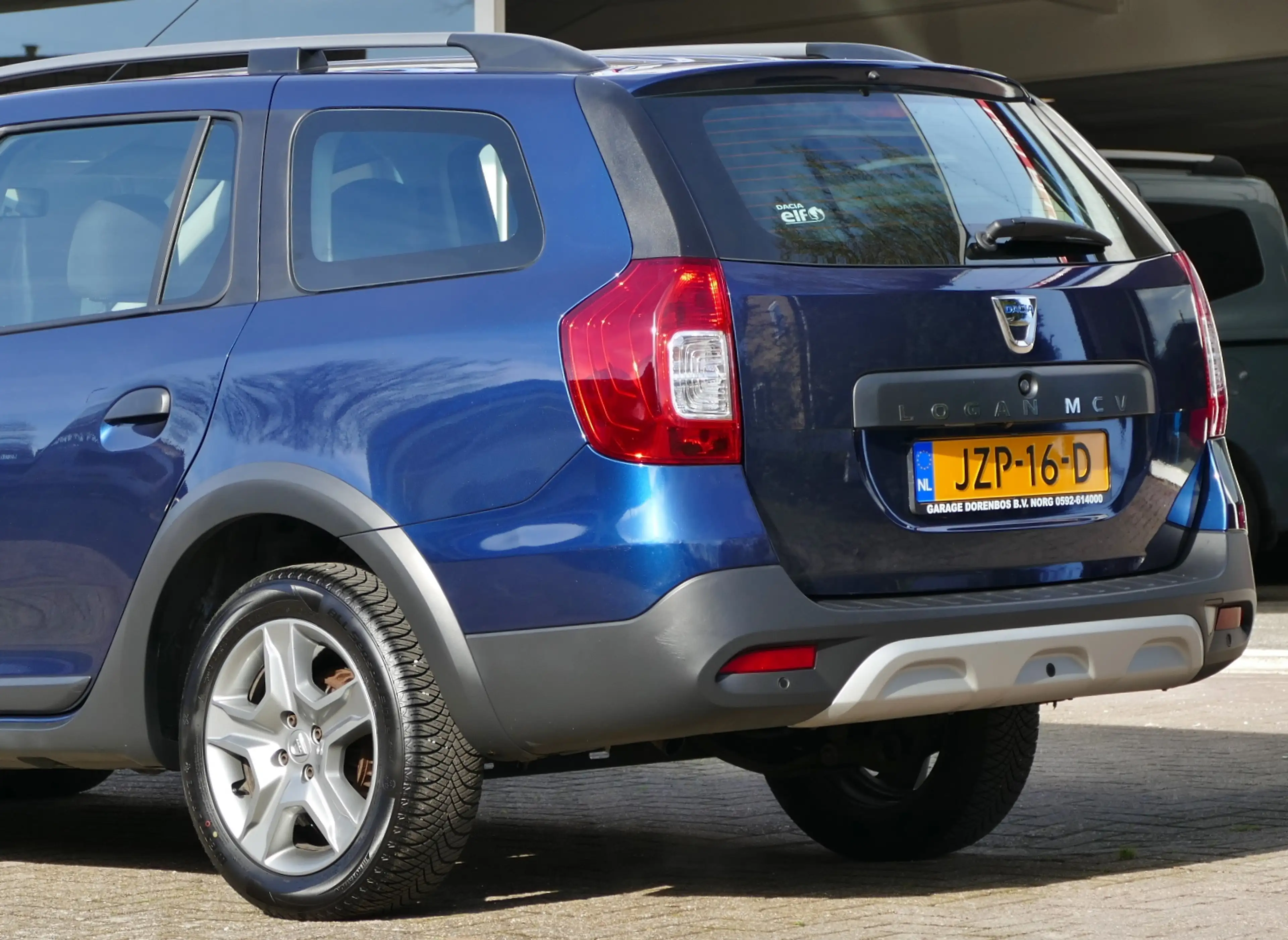 Dacia Logan MCV 0.9 TCe | achteruitrijcamera | airco | navigat — photo 4