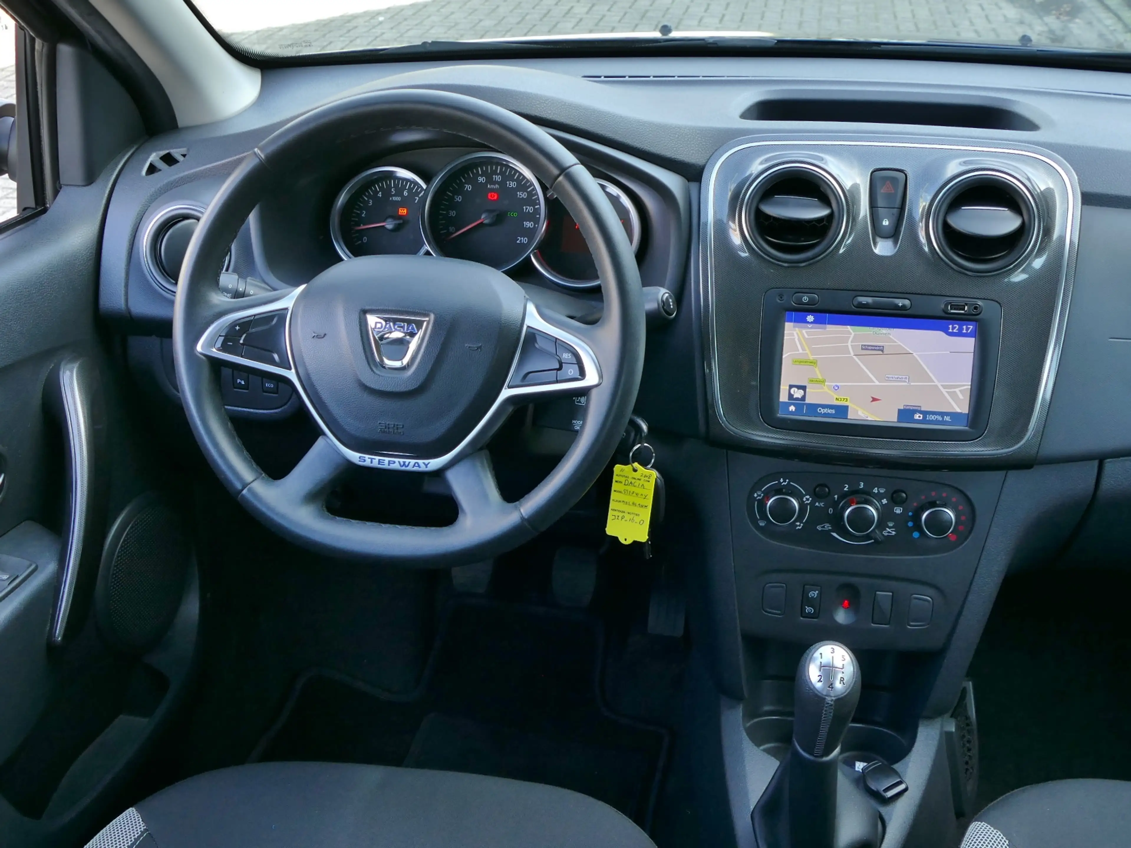 Dacia Logan MCV 0.9 TCe | achteruitrijcamera | airco | navigat — photo 6