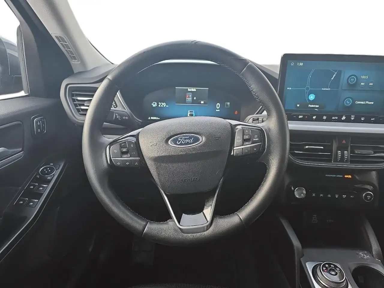 Ford Escape снимка Ford Escape