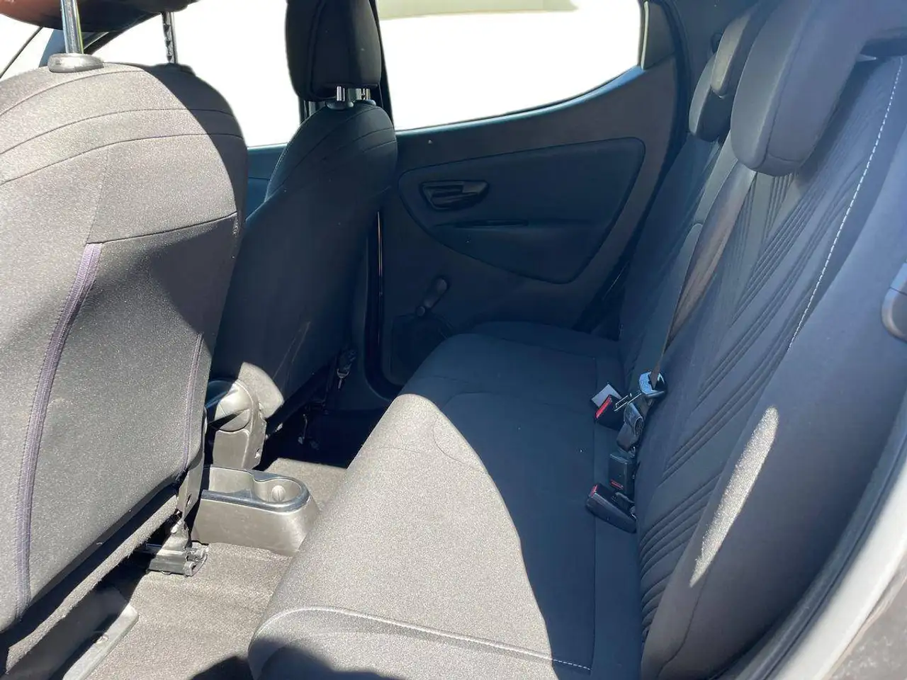 Lancia Ypsilon 2021 — фото 14