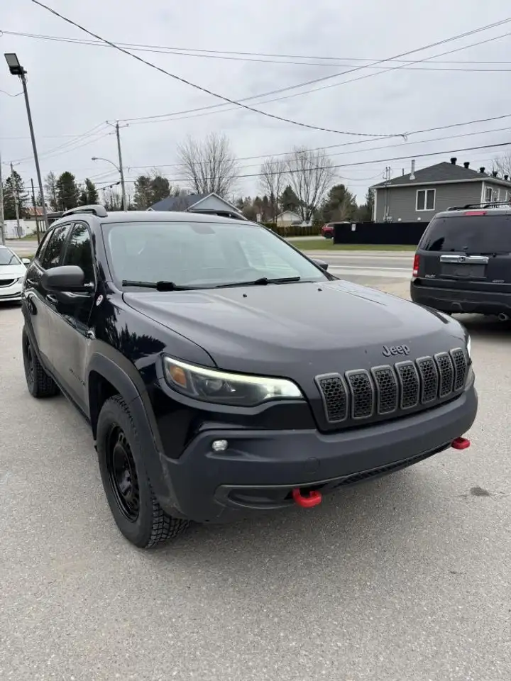 Jeep Cherokee снимка Jeep Cherokee